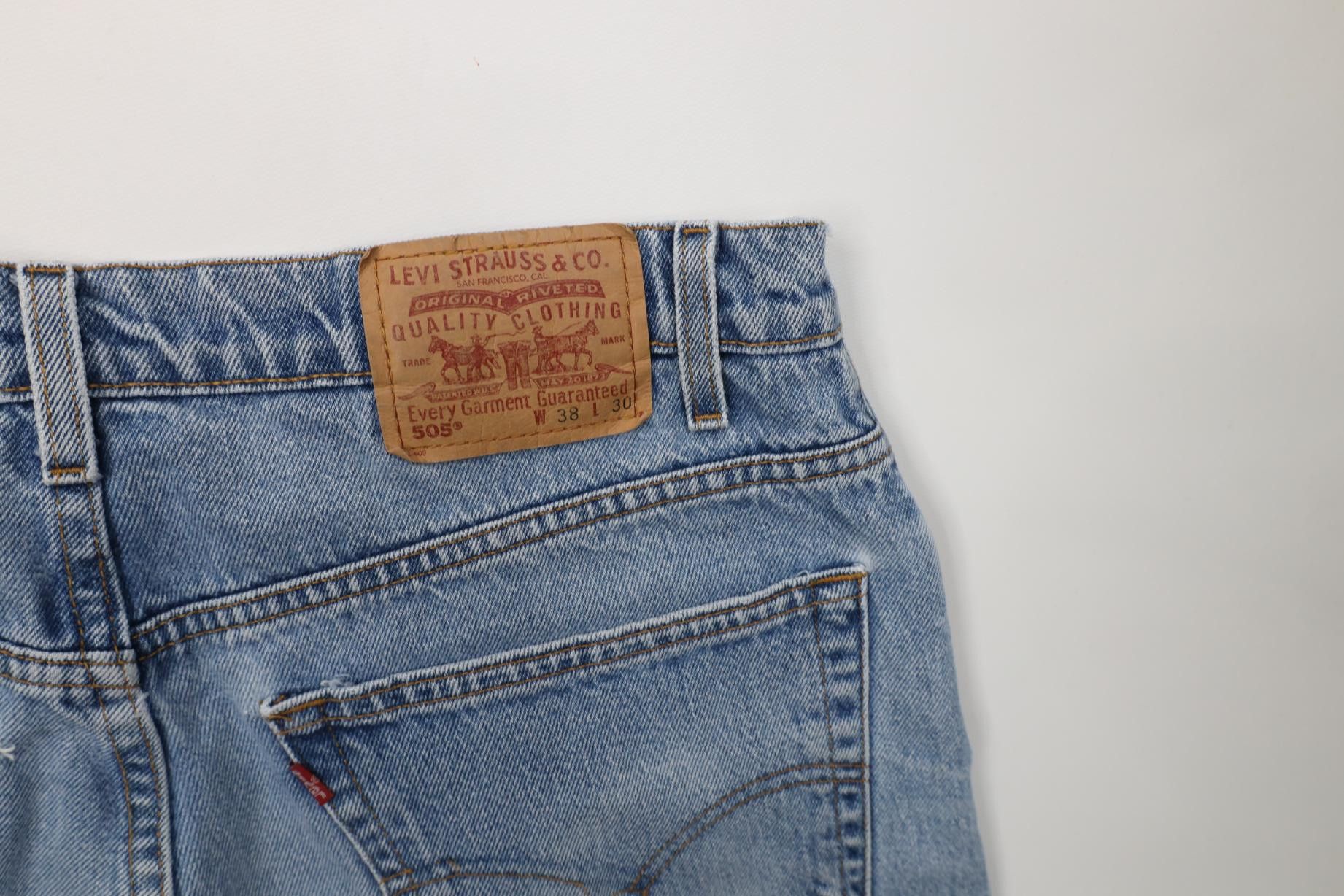 Levi's Vintage 90s Levis 505 Regular Fit Straight Leg Denim Jeans Size US 38 / EU 54 - 16 Thumbnail