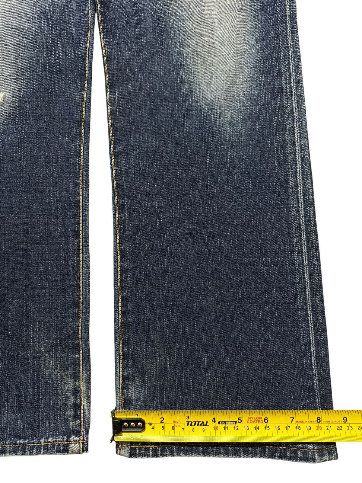 Edwin Vintage 90s Japan Edwin Blue Trip Faded Wash Wide Leg Loose Size US 32 / EU 48 - 13 Thumbnail