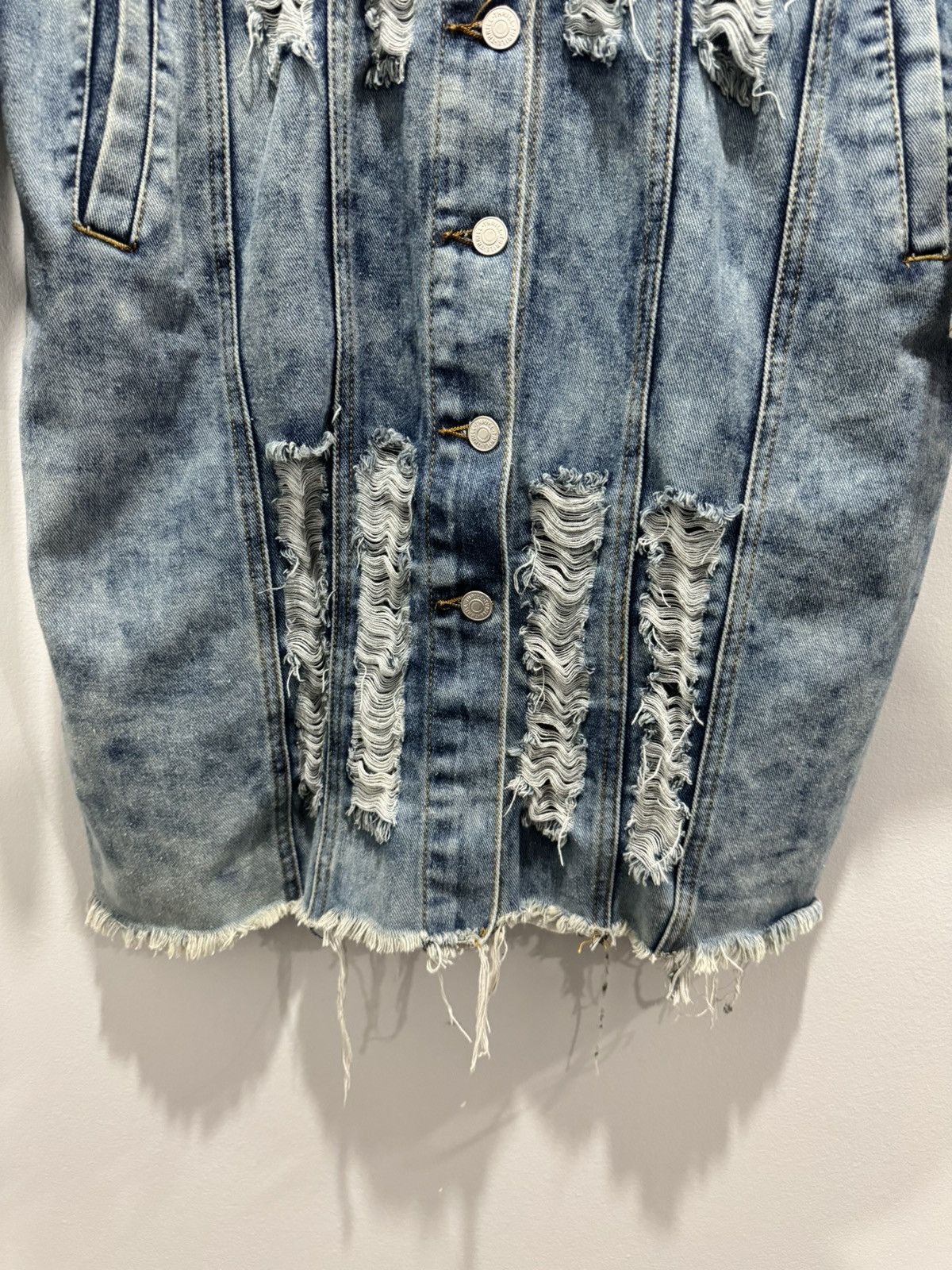 THRILLS Thrashed grunge distressed Y2K long duster denim jacket M Size XL / US 12-14 / IT 48-50 - 3 Thumbnail