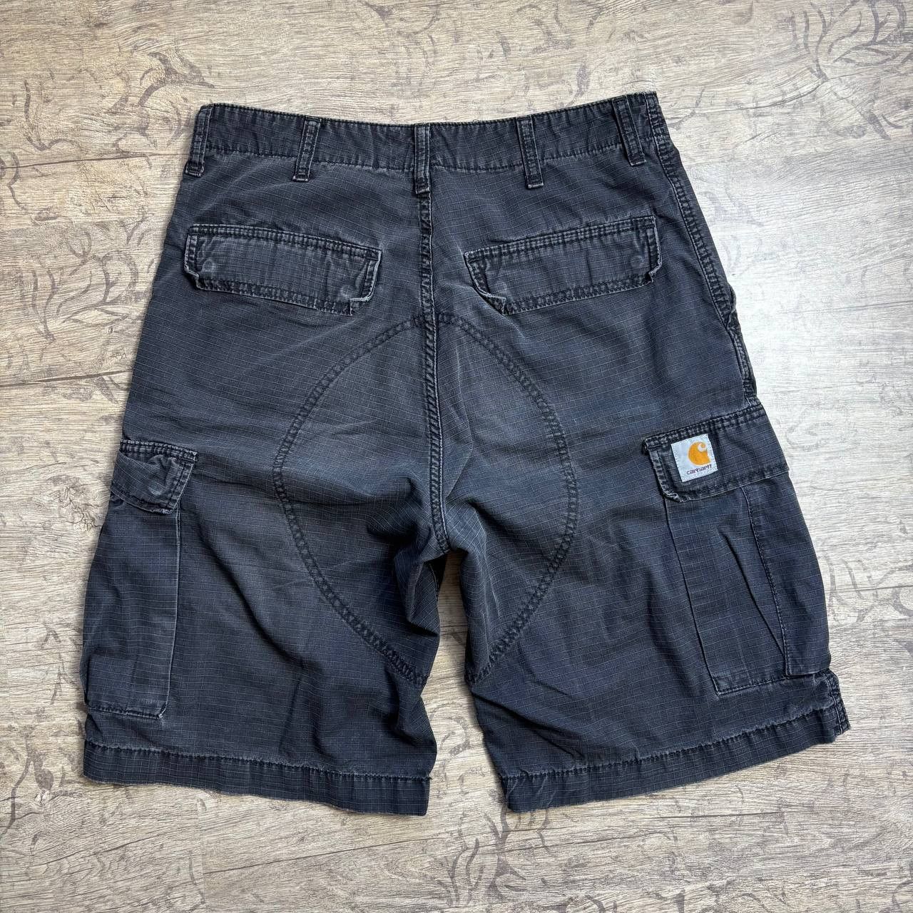 Carhartt Carhartt Bermuda Cargo baggy camo Shorts Size US 30 / EU 46 - 3 Thumbnail