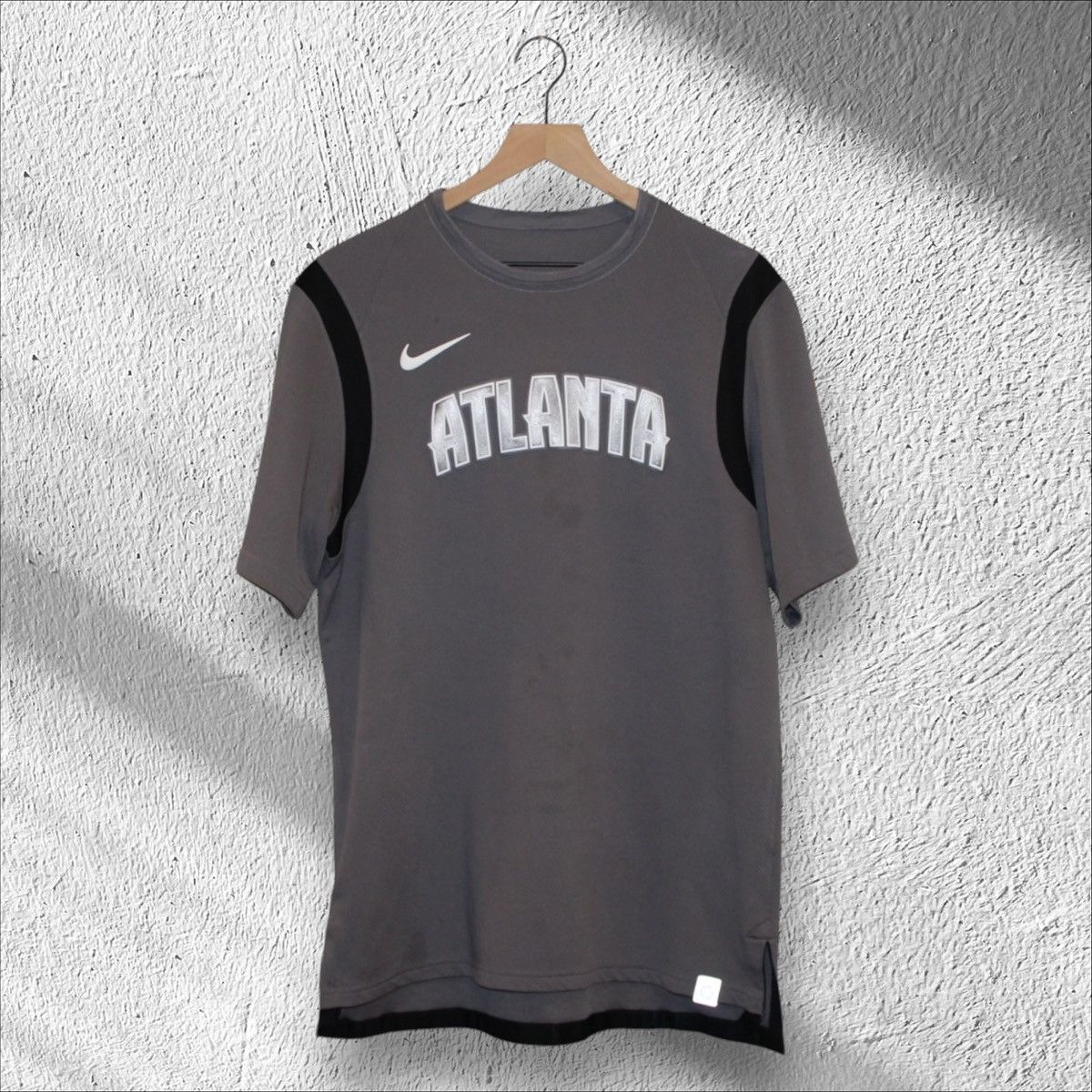 Nike Atlanta Hawks Warmup Shooting Shirt Nike Grey Large Size US L / EU 52-54 / 3 - 1 Thumbnail