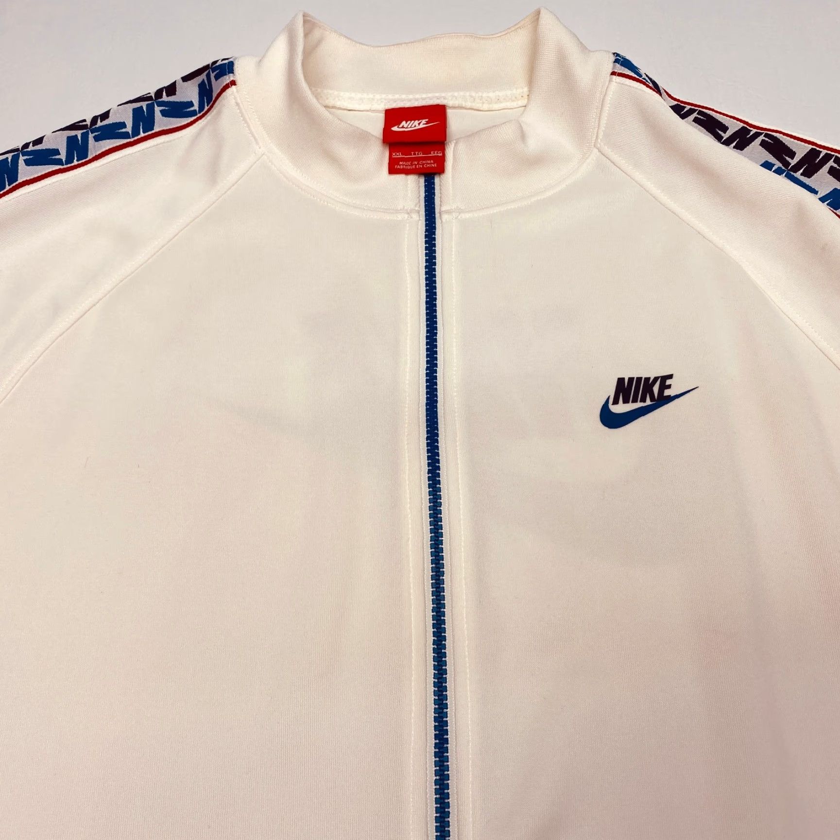 Nike VINTAGE Nike Taped Poly Track Jacket AJ2681 Full Zip Mens 2XL White Logo Sleeves 7619 Size US XXL / EU 58 / 5 - 6 Thumbnail