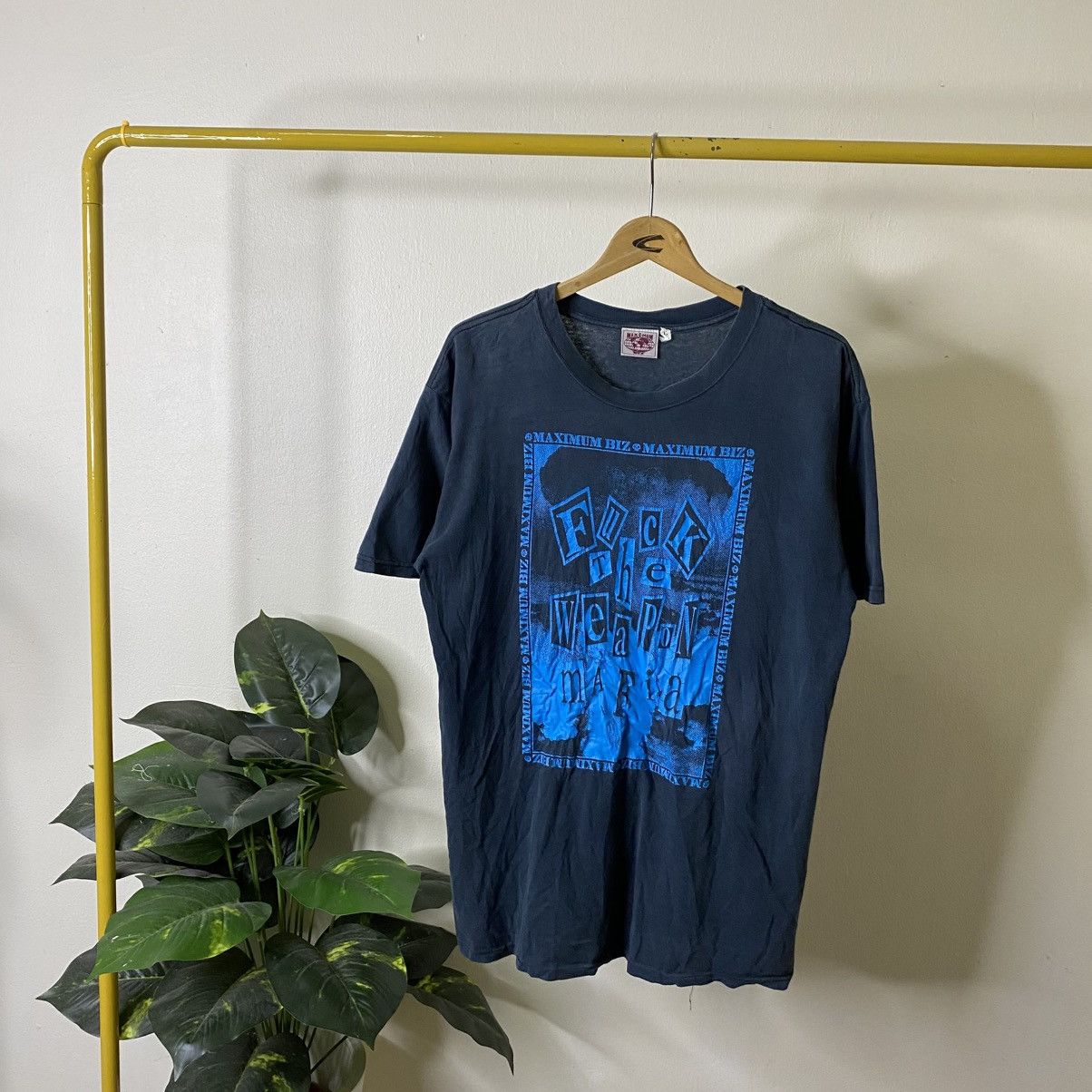Hysteric Glamour Fuck The Weapon Mafia Hysterics Ifsixwasnine Punk T Shirt Size US L / EU 52-54 / 3 - 1 Thumbnail