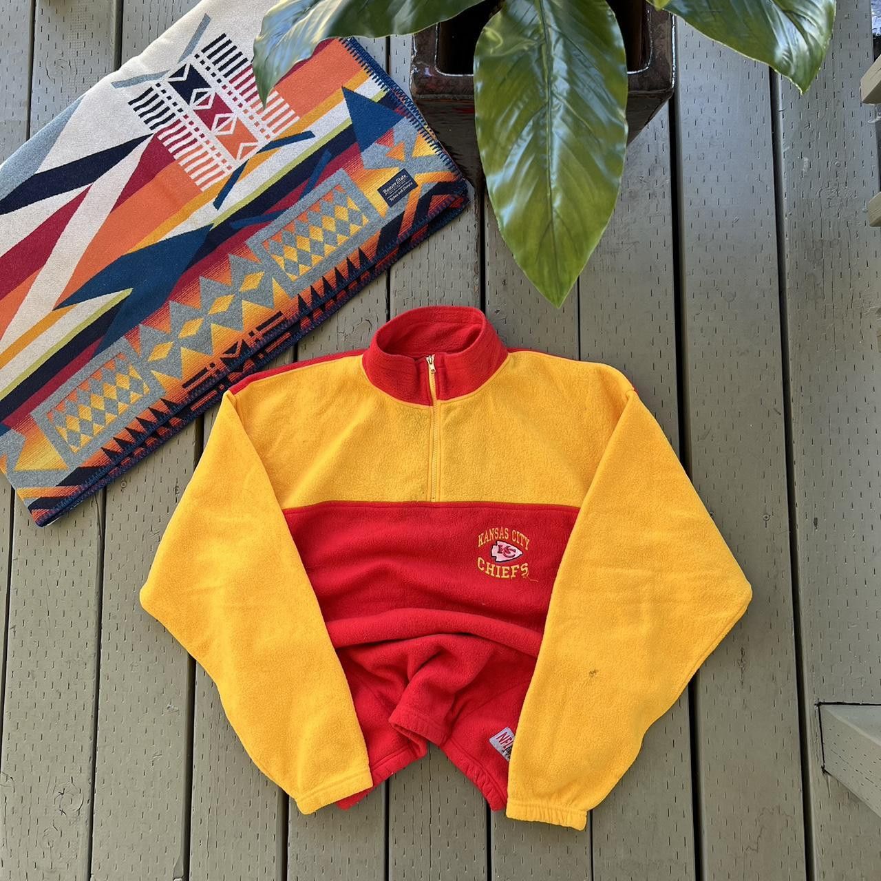 NFL Vintage 90s Kansas City Chiefs Sweatshirt Embroidered Logo Size US XL / EU 56 / 4 - 3 Thumbnail