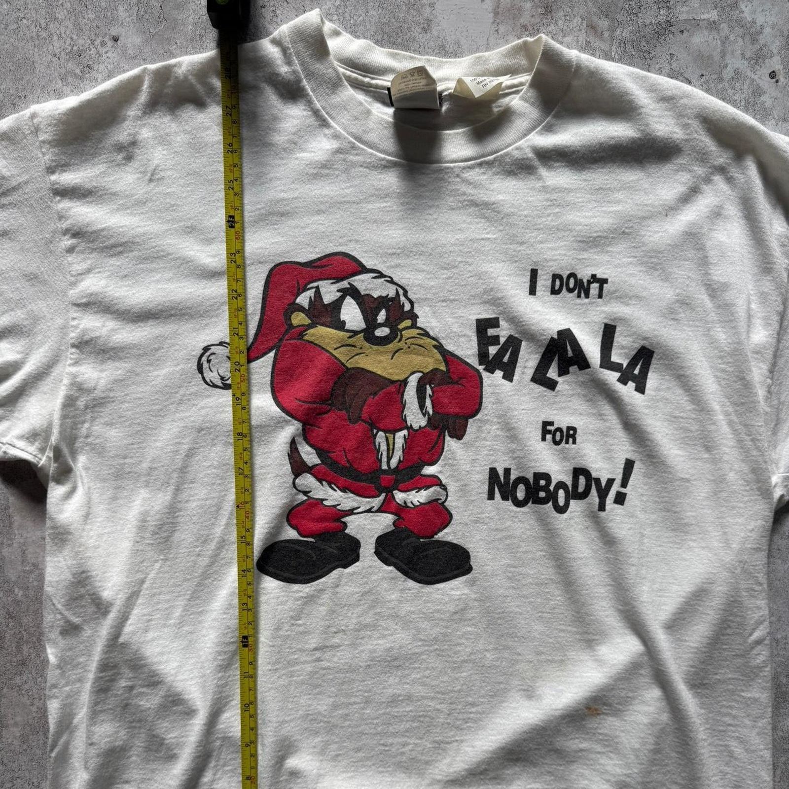 Warner Bros VTG 90s Taz Warner Bros Santa T-Shirt Size XL Graphic Tee Size US XL / EU 56 / 4 - 8 Thumbnail