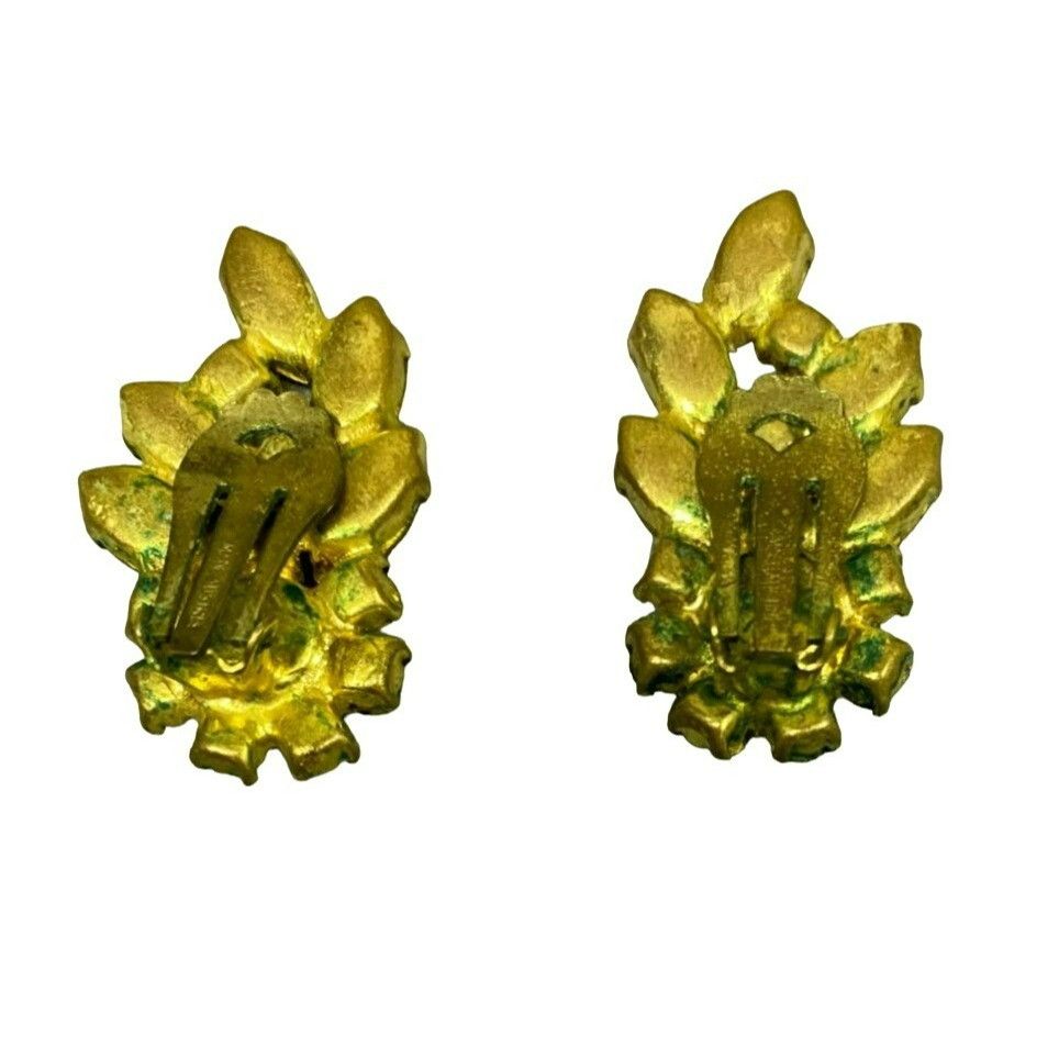 Other Vintage Gold Tone Austrian Brooch & Clip Earrings Set With A Size ONE SIZE - 6 Thumbnail