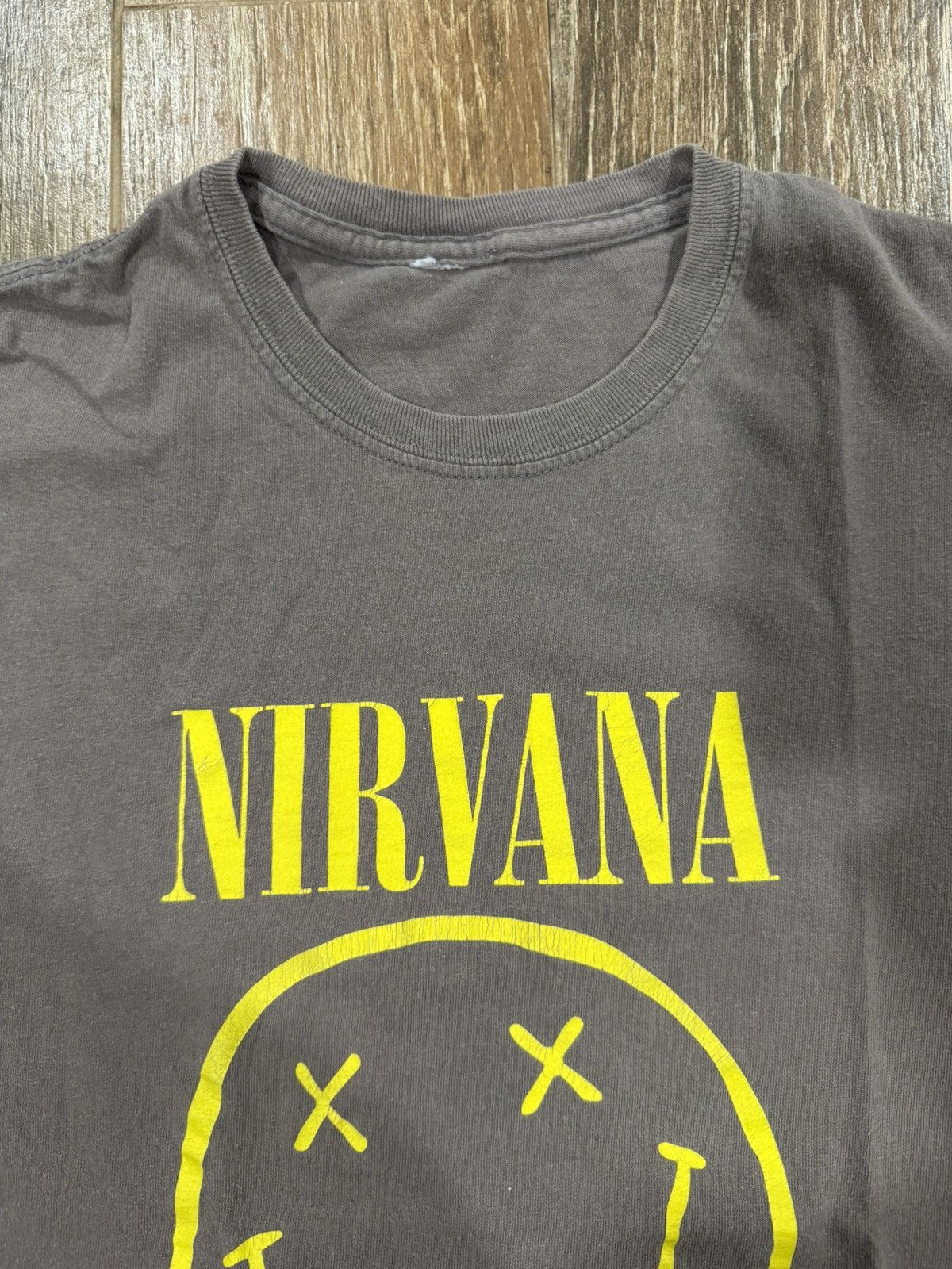 Gildan Vintage 1992 Nirvana Gray Smiley Face Graphic Tee Size US S / EU 44-46 / 1 - 3 Thumbnail