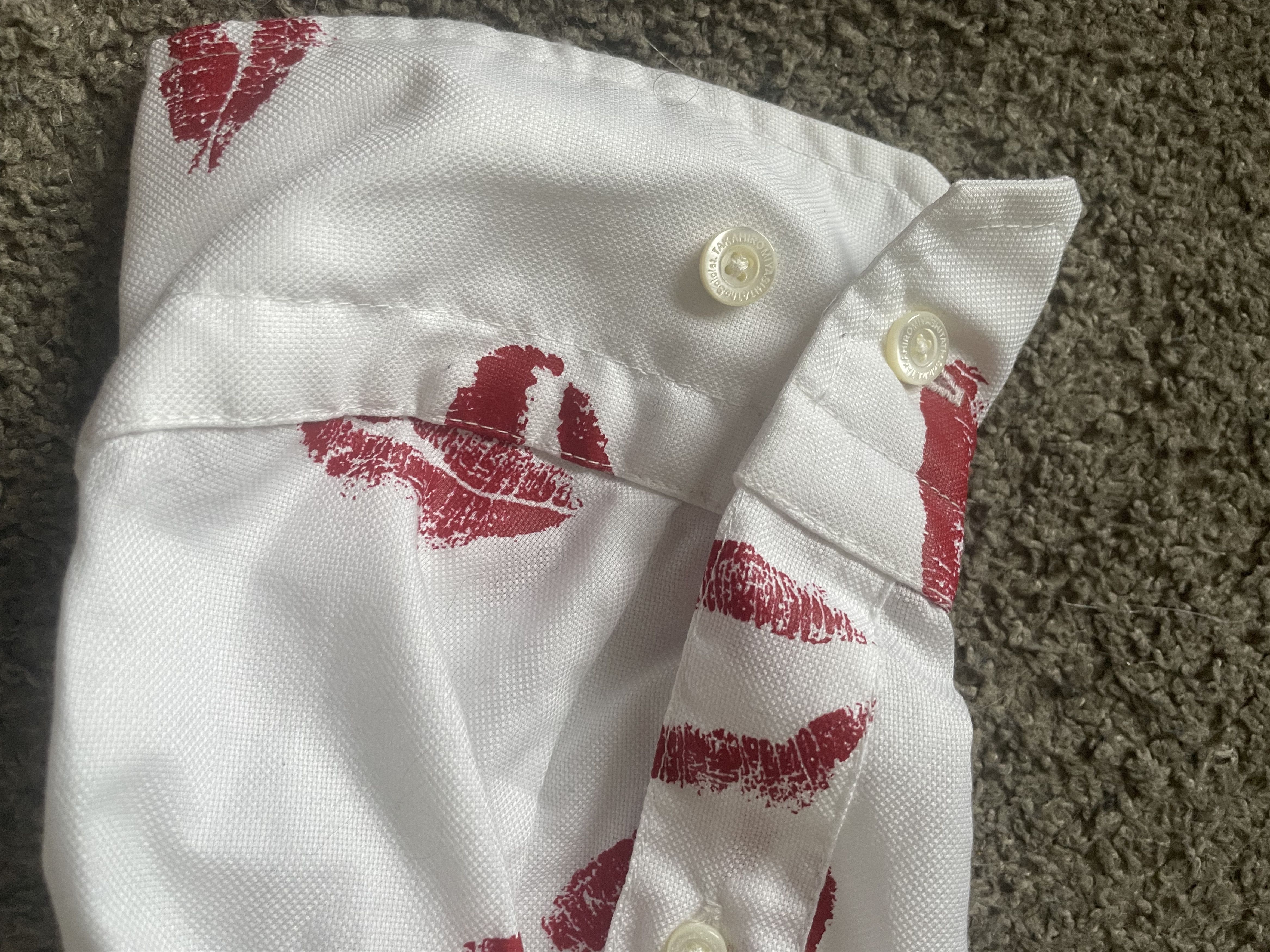 Takahiromiyashita The Soloist. TAKAHIROMIYASHITA TheSoloist Lips-Print Shirt Size US M / EU 48-50 / 2 - 5 Thumbnail