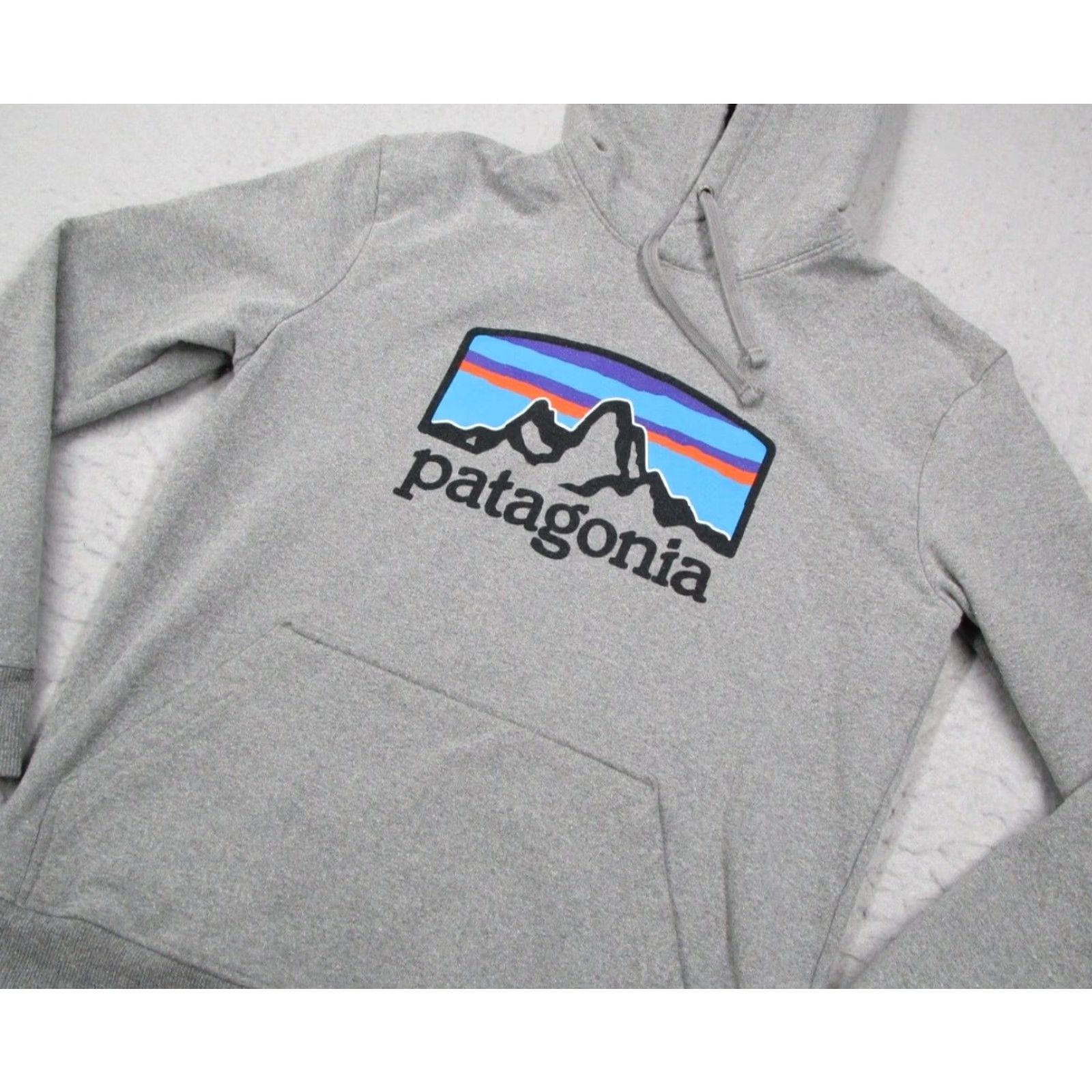 Patagonia Patagonia Hoodie Mens Small Gray Fitz Roy Uprisal Pullover Kangaroo Pocket Center Logo Fleece Cotton Blend Polyester Size US S / EU 44-46 / 1 - 2 Thumbnail