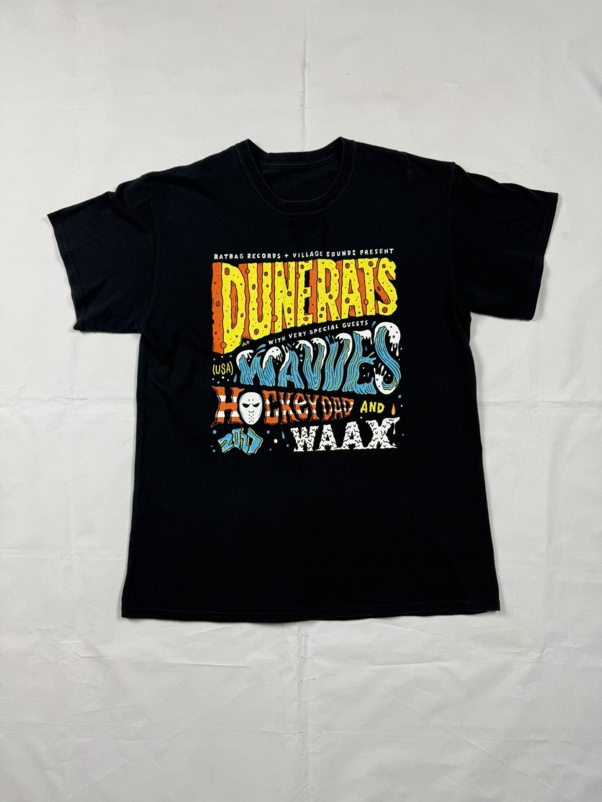 Band Tees Dune Rats, Wavves, Hockey Dad & Waax Tour Tee Size US L / EU 52-54 / 3 - 1 Thumbnail