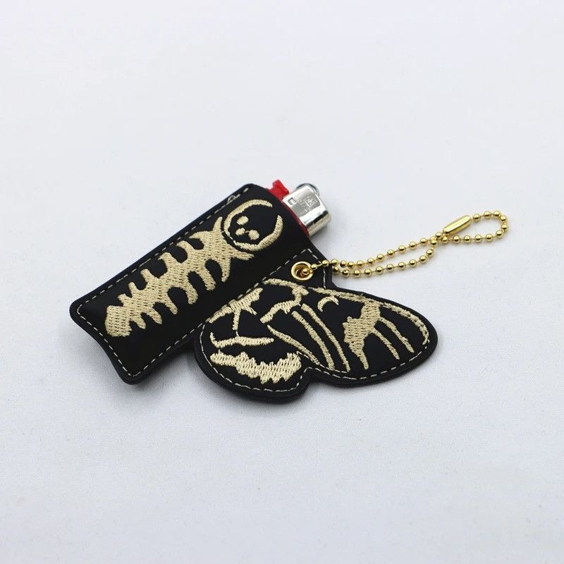 Japanese Brand × Vintage Moth Wing Faux Leather Lighter Case Size ONE SIZE - 2 Thumbnail