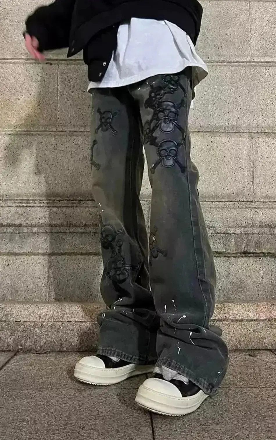 Japanese Brand Avant garde retro skull paint splattered jeans pants Size US 32 / EU 48 - 3 Thumbnail