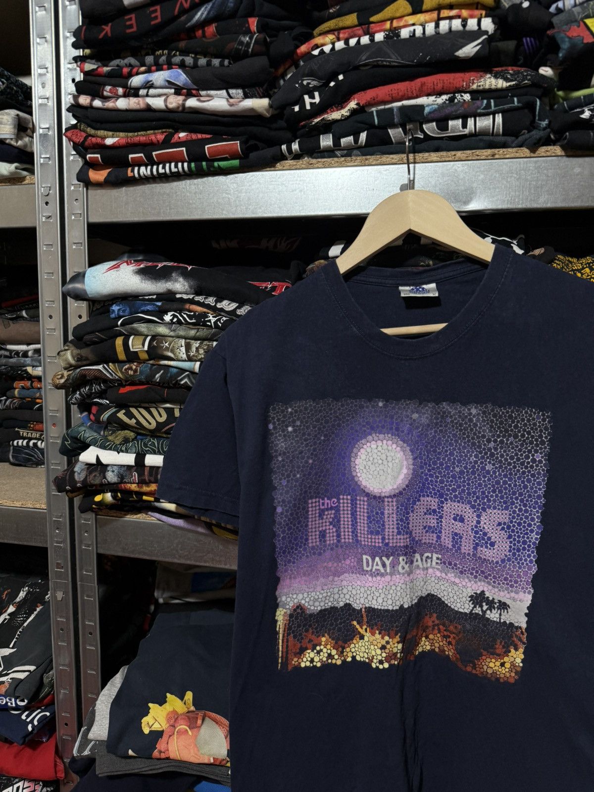 Band Tees Vintage 2008 The Killers Day & Age Tour T-Shirt Y2K Hype Size US M / EU 48-50 / 2 - 3 Thumbnail