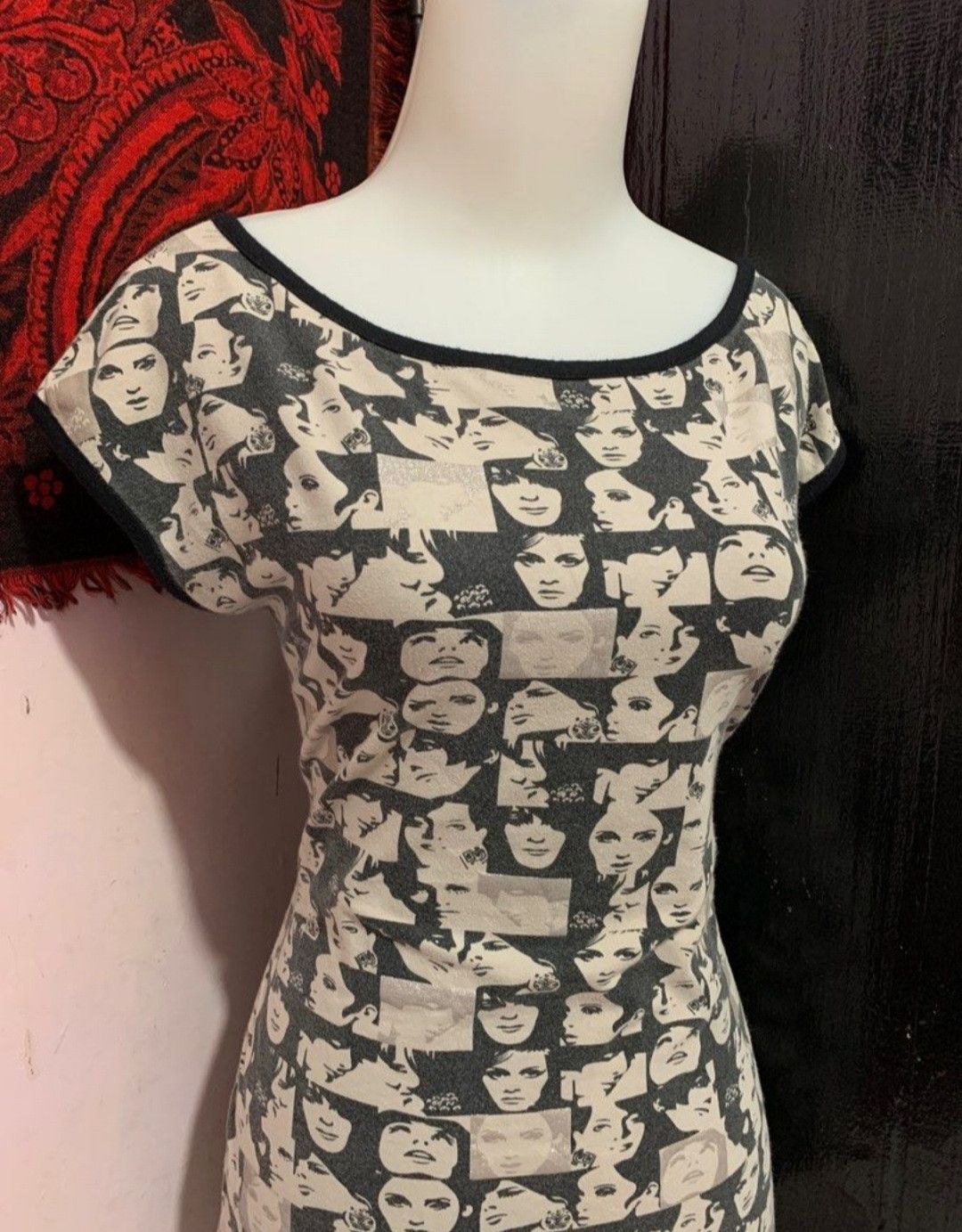 Japanese Brand Y2K Vila Morda AOP T-Shirt Grunge Size S / US 4 / IT 40 - 1 Thumbnail