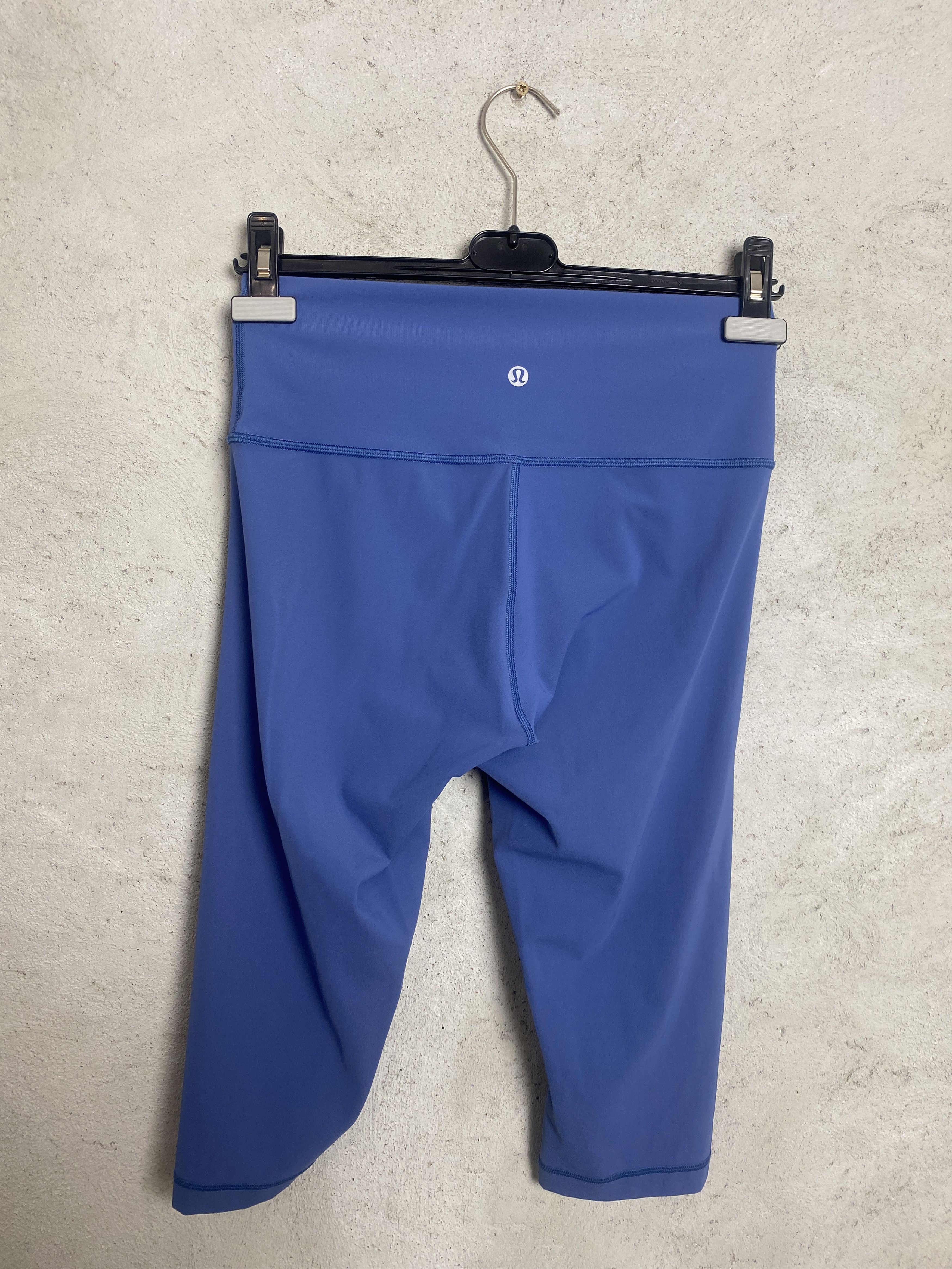 Lululemon Lululemon capri leggings short gym sport yoga pilates Size 30" / US 8 / IT 44 - 1 Thumbnail