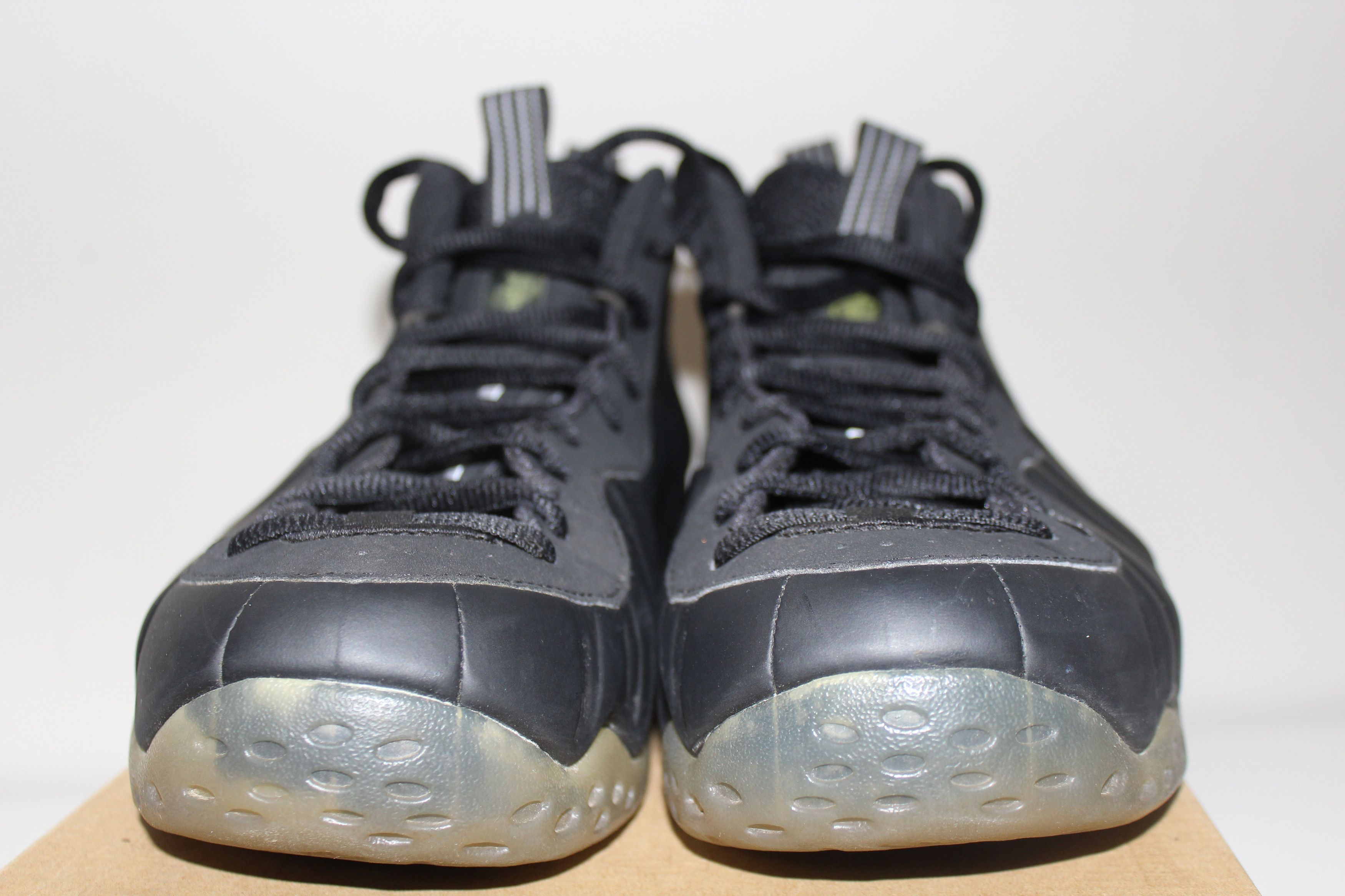 Nike 2012 Nike Air Foamposite One Stealth Size 11.5 DS 314996-10 Size US 11.5 / EU 44-45 - 5 Thumbnail