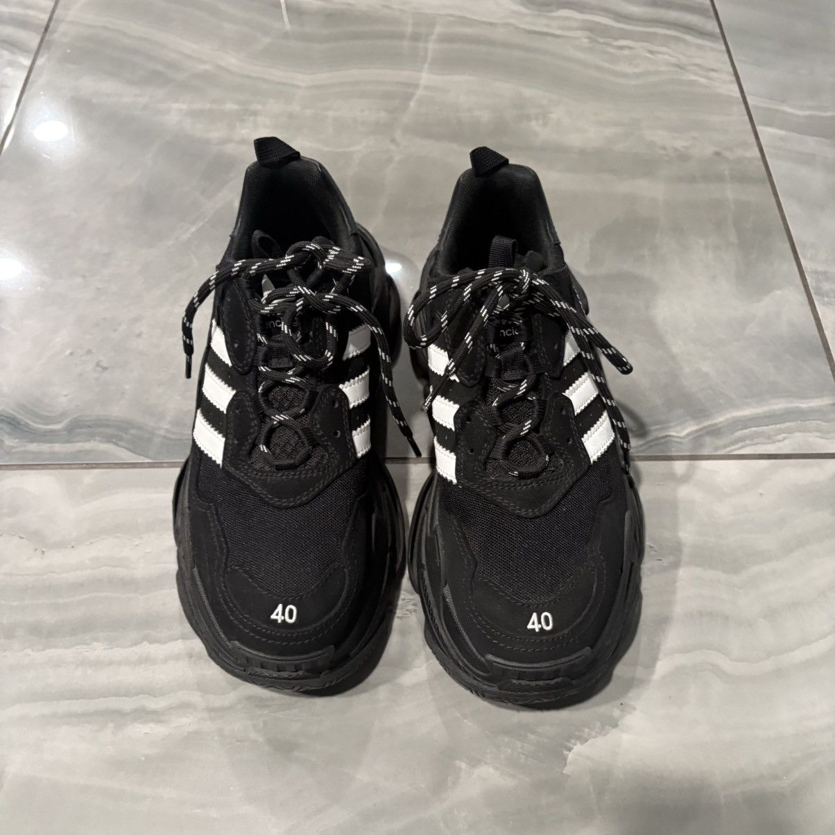 Balenciaga Balenciaga x Adidas Black Triple S Size US 8 / EU 41 - 2 Thumbnail