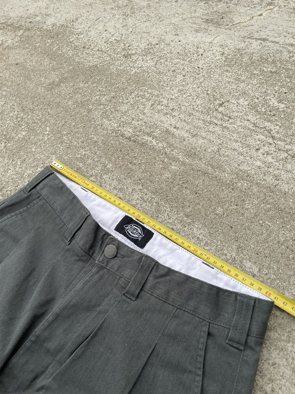 Dickies Grey dickies pants Size US 32 / EU 48 - 12 Thumbnail