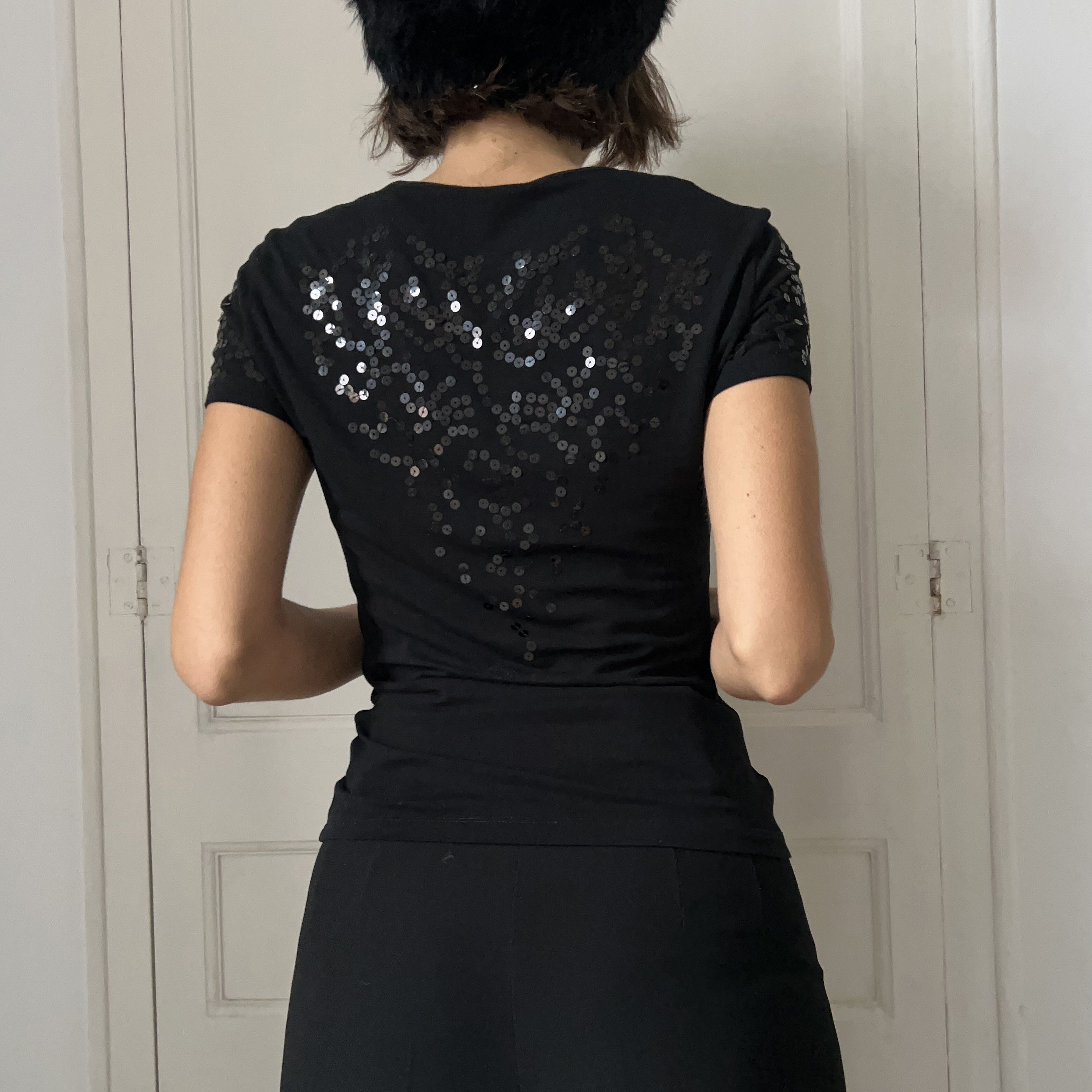 Moschino Moschino Black Sequin T-Shirt Size L / US 10 / IT 46 - 3 Thumbnail