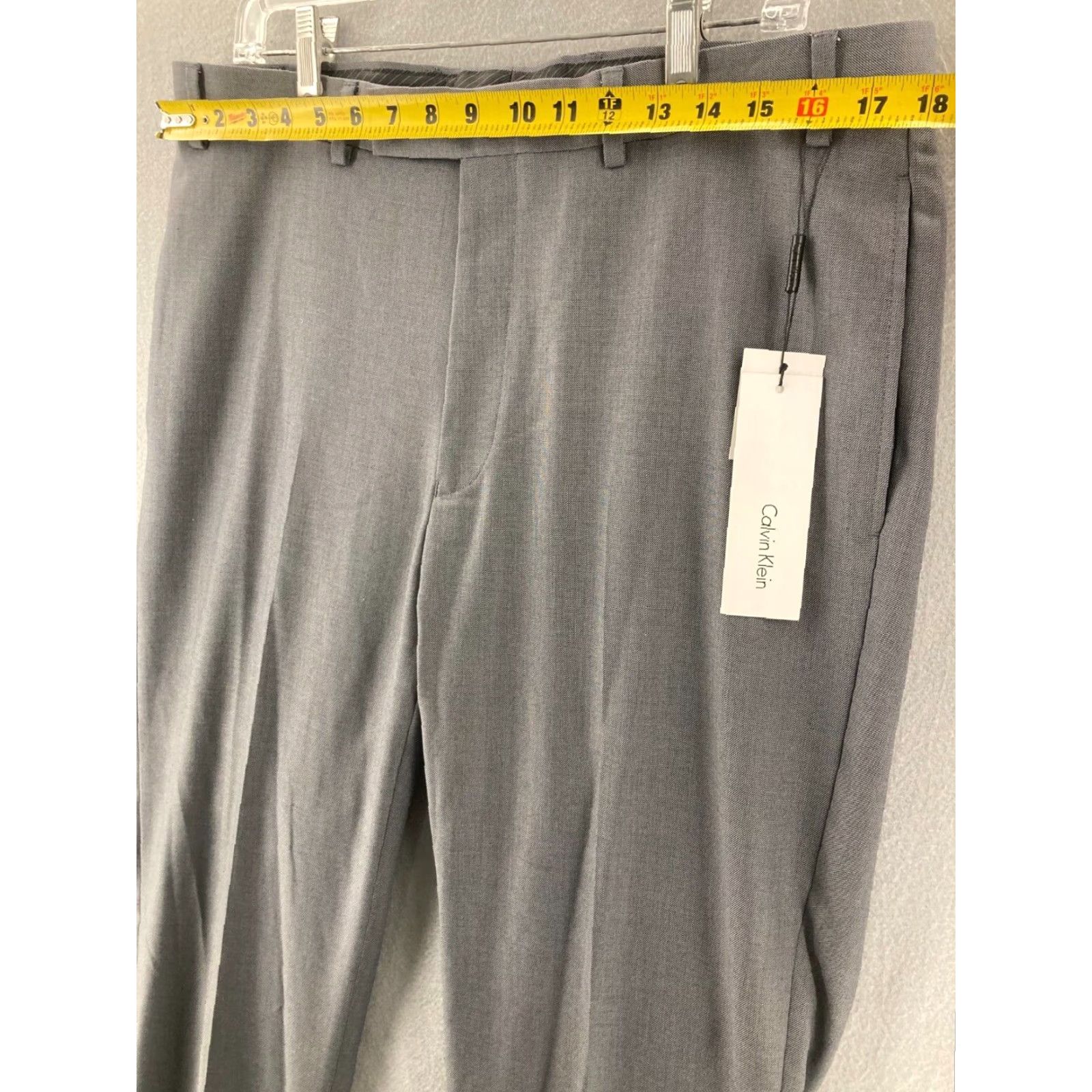 Calvin Klein Calvin Klein Dress Pants Mens 36 x 34 Slim-Fit Gray Flat Front NWT Dress Pants Mens 36 In Gray Solid 90s? Size US 36 / EU 52 - 3 Thumbnail