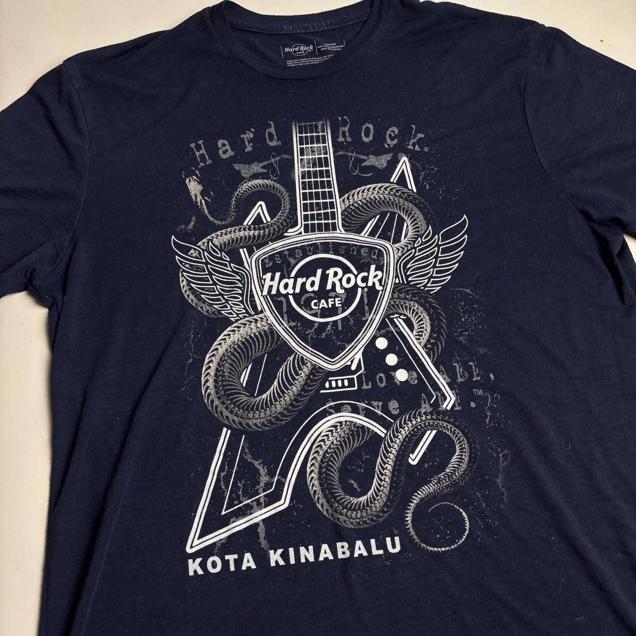 Hard Rock Cafe Hard Rock Cafe Kota Kinabalu T-shirt Size:L Size US L / EU 52-54 / 3 - 3 Thumbnail