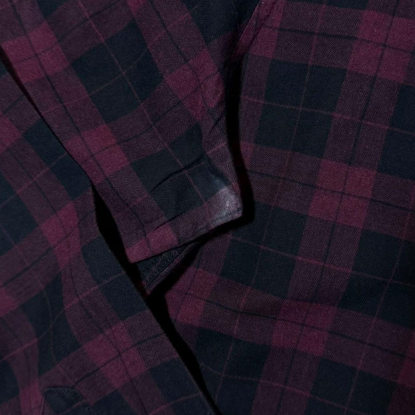 Lacoste Lacoste Regular Fit Burgundy Black Check Long Sleeve Button-Down Shirt Medium Mens Collar Down Shirt Size US M / EU 48-50 / 2 - 5 Thumbnail