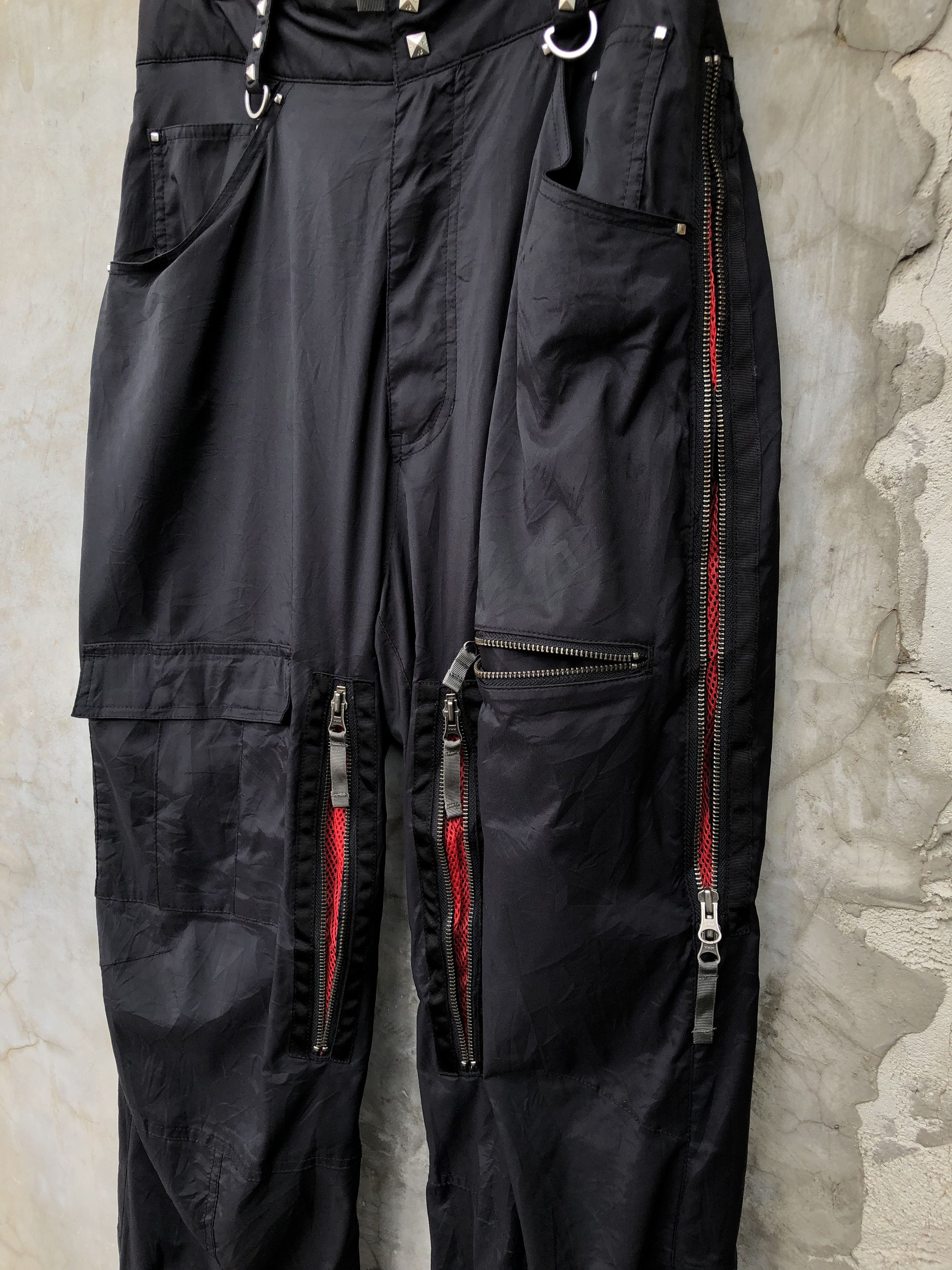 Analog Burton Analog multi zip studed ski/snow pants Size US 34 / EU 50 - 6 Thumbnail