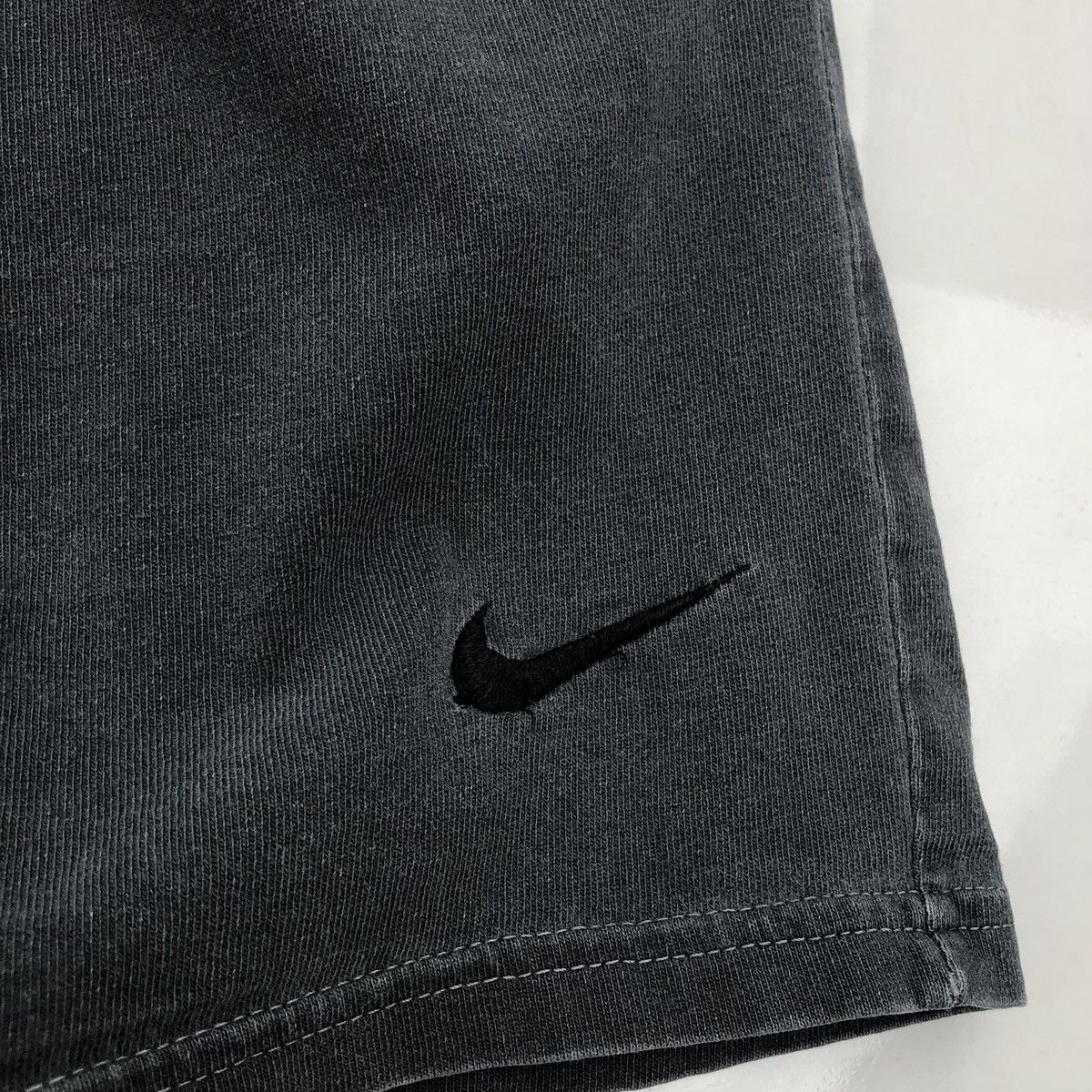 Nike Vintage 90s Nike Sun Faded Embroidery Swoosh Logo Short Pant Size US 32 / EU 48 - 9 Thumbnail