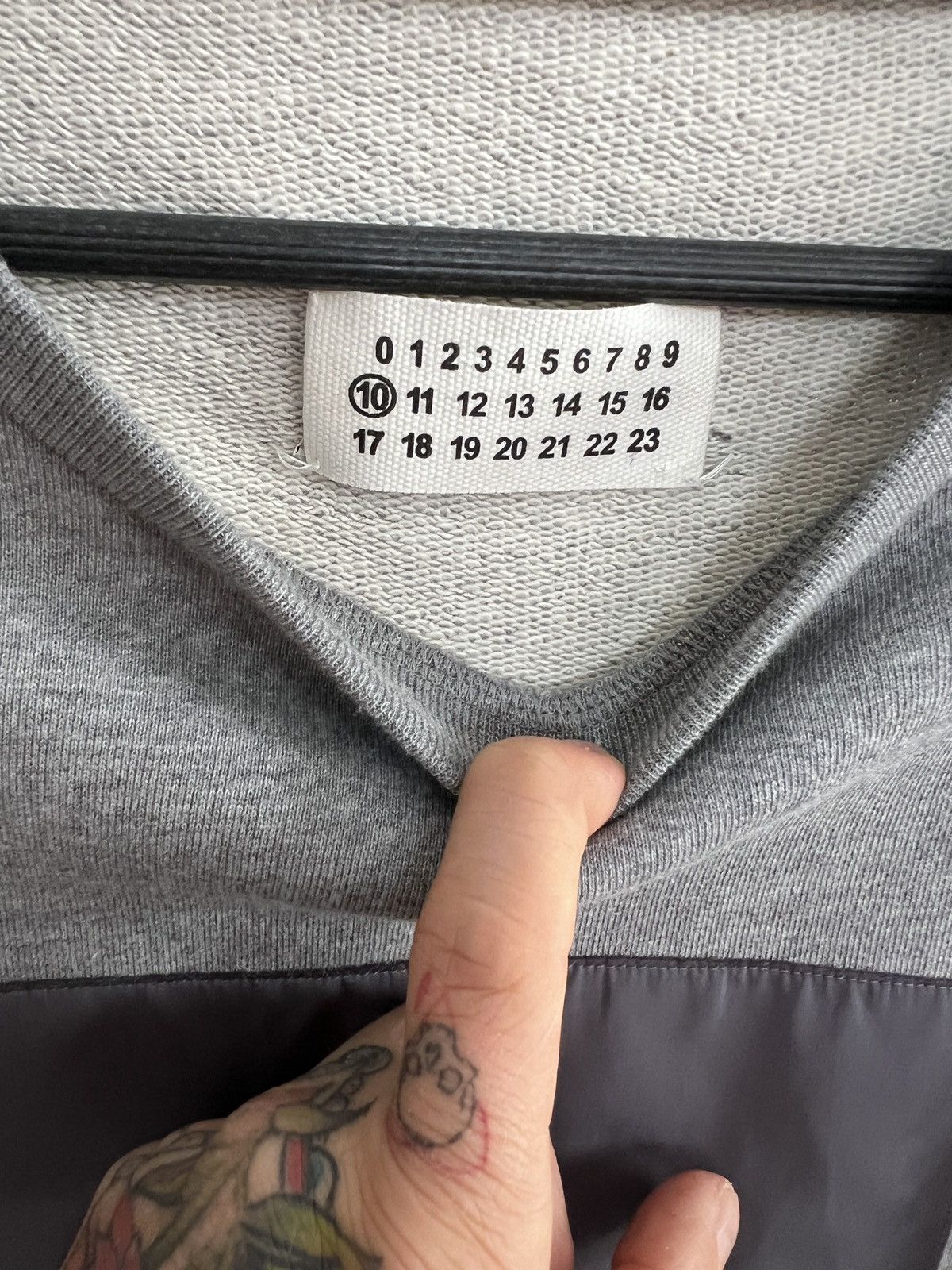 Maison Margiela Silver block sweatshirt Size US M / EU 48-50 / 2 - 3 Thumbnail
