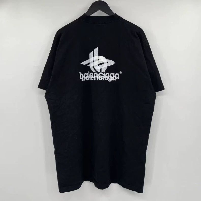 Balenciaga Balenciaga Overlapping Letter Short Sleeve Size US M / EU 48-50 / 2 - 2 Thumbnail