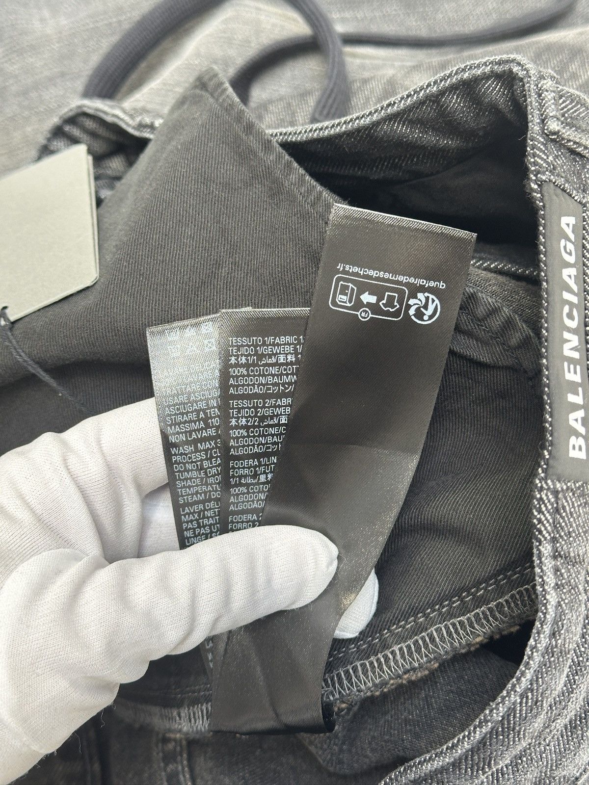 Balenciaga Balenciaga 50/50 Baggy & Flare Denim Pants Size US 30 / EU 46 - 12 Thumbnail
