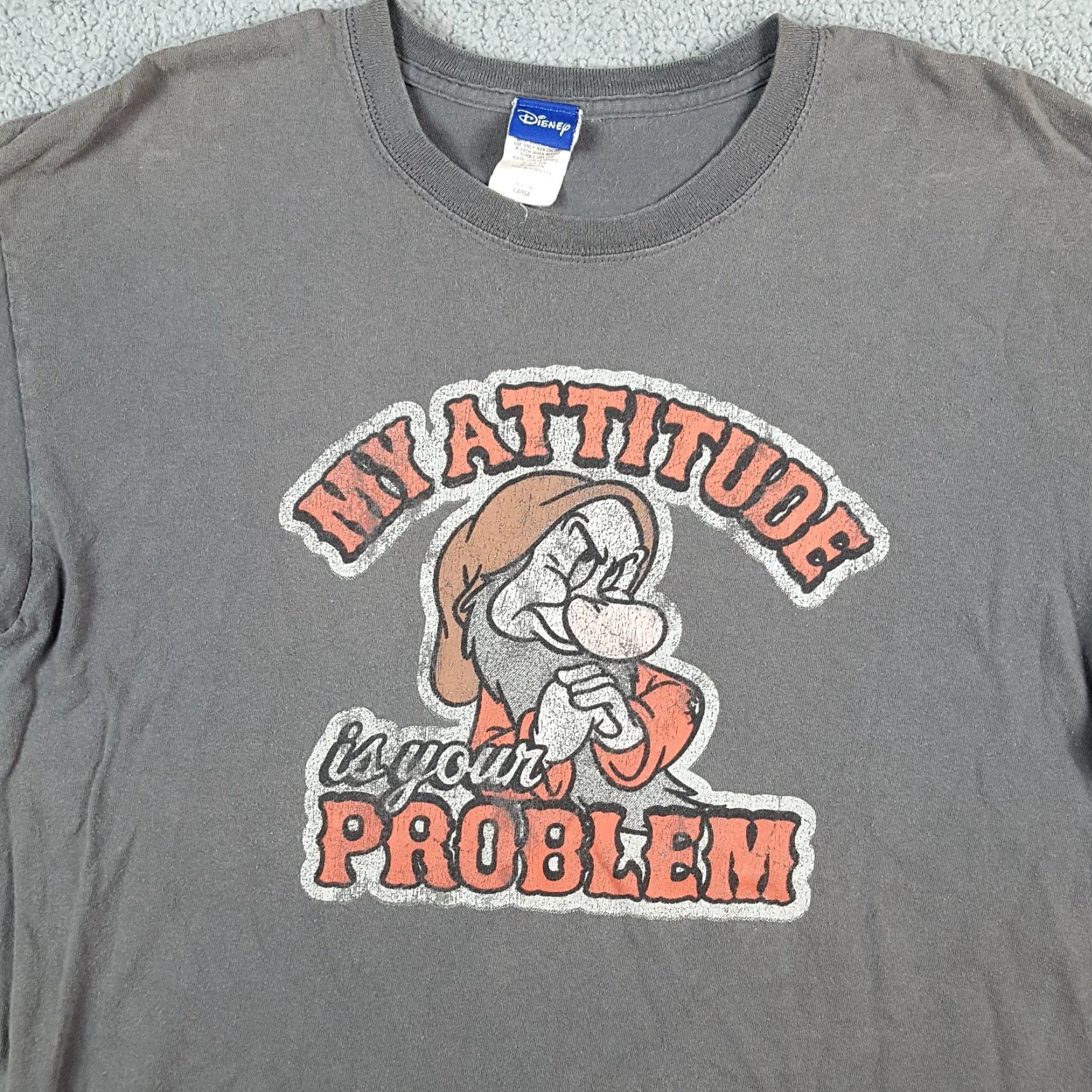 Disney VINTAGE Disney Snow White T-Shirt Men Size Large Gray Cotton Short Sleeve Retro 90s Y2K Cartoon Size US L / EU 52-54 / 3 - 2 Thumbnail