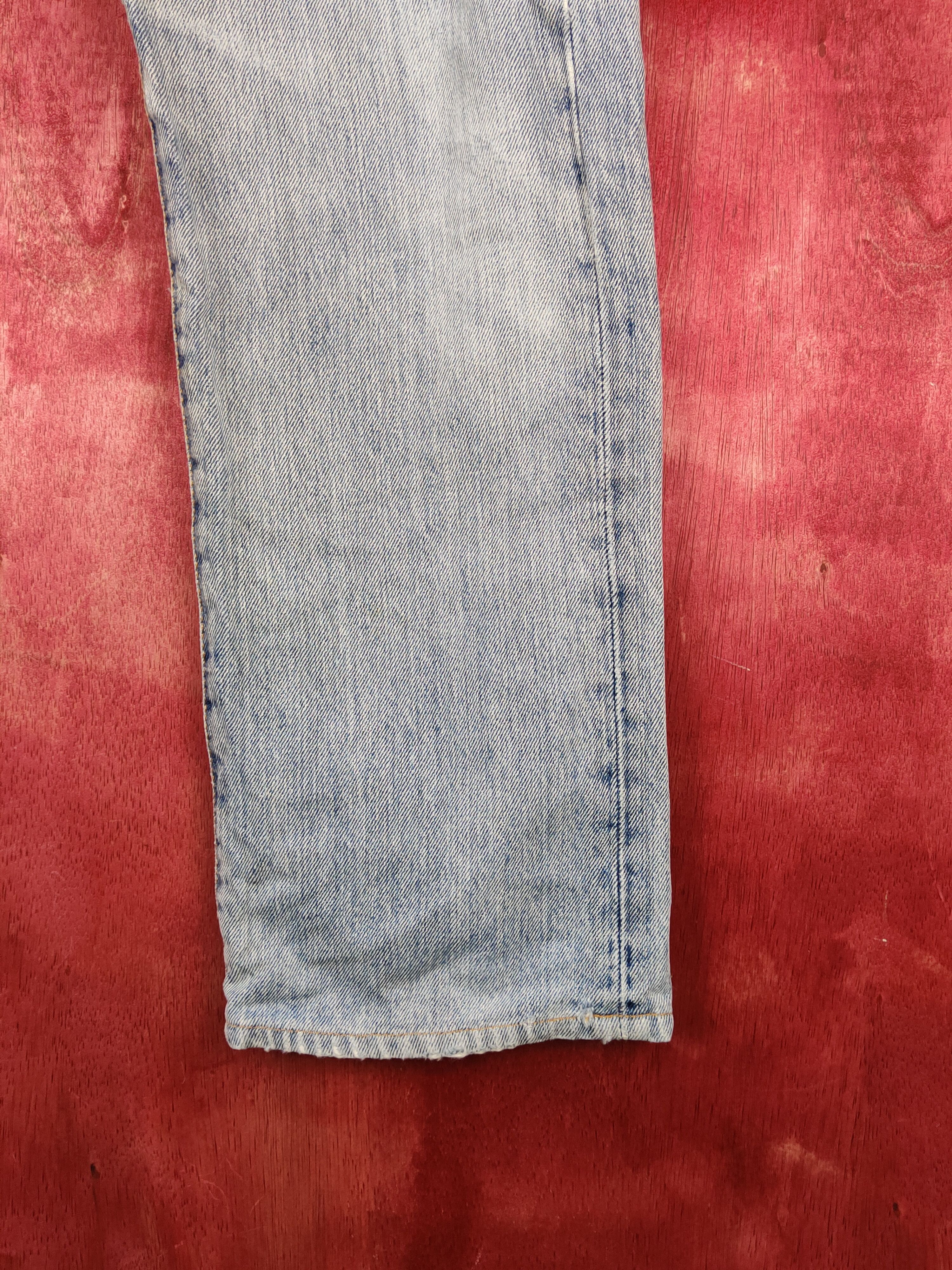 Levi's Levi's Blue Faded Distressed Ripped Jeans #S1813 Size US 31 - 6 Thumbnail