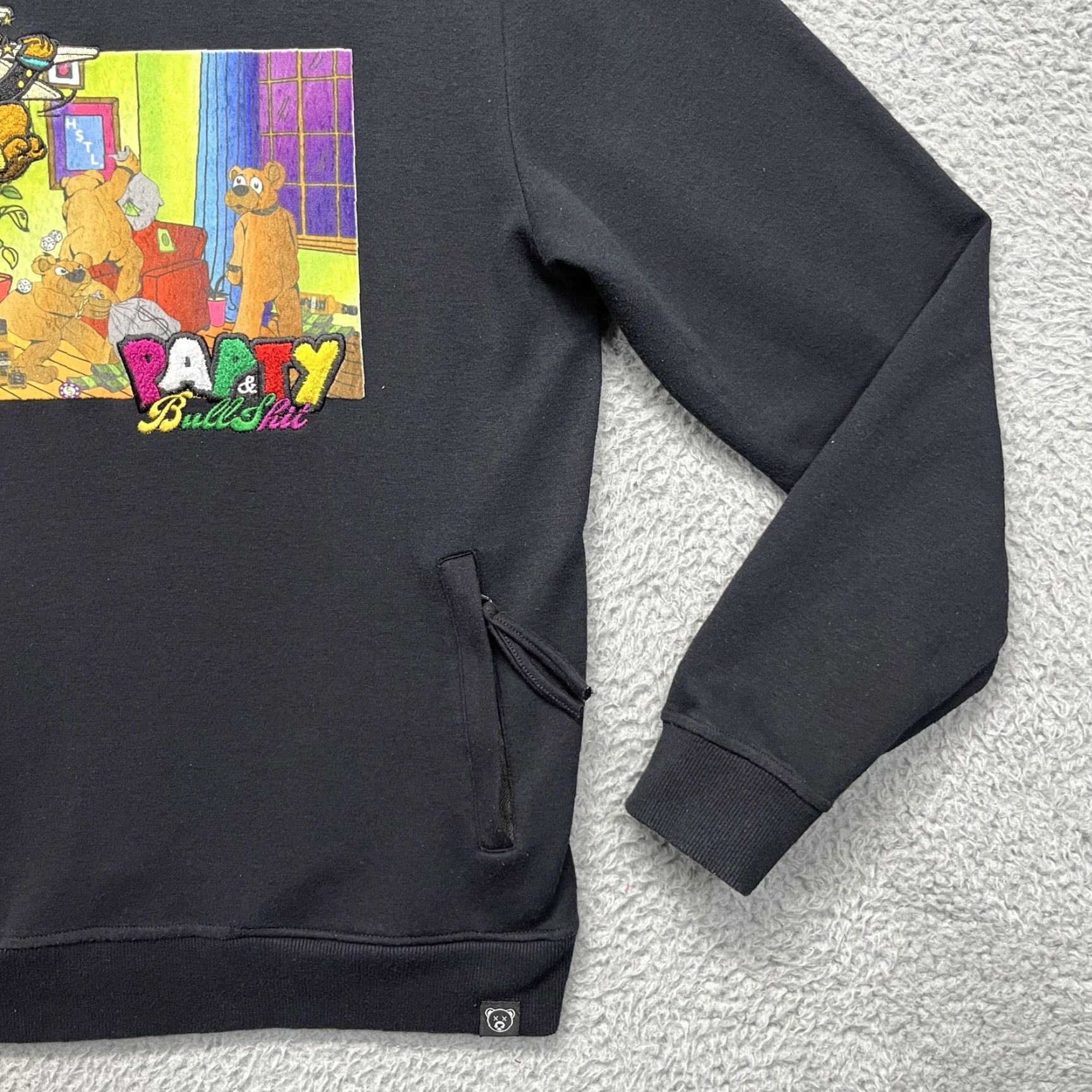 Vintage CivilizeD Sweatshirt Mens Large Black Bear Graphic Pockets Party & Bull#hit Size US L / EU 52-54 / 3 - 7 Thumbnail