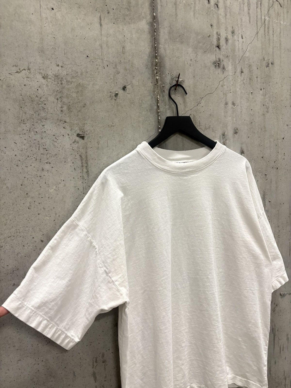 Vintage Vintage Blank Shirt Thrashed Faded Distressed Grunge Band Size US XL / EU 56 / 4 - 2 Thumbnail