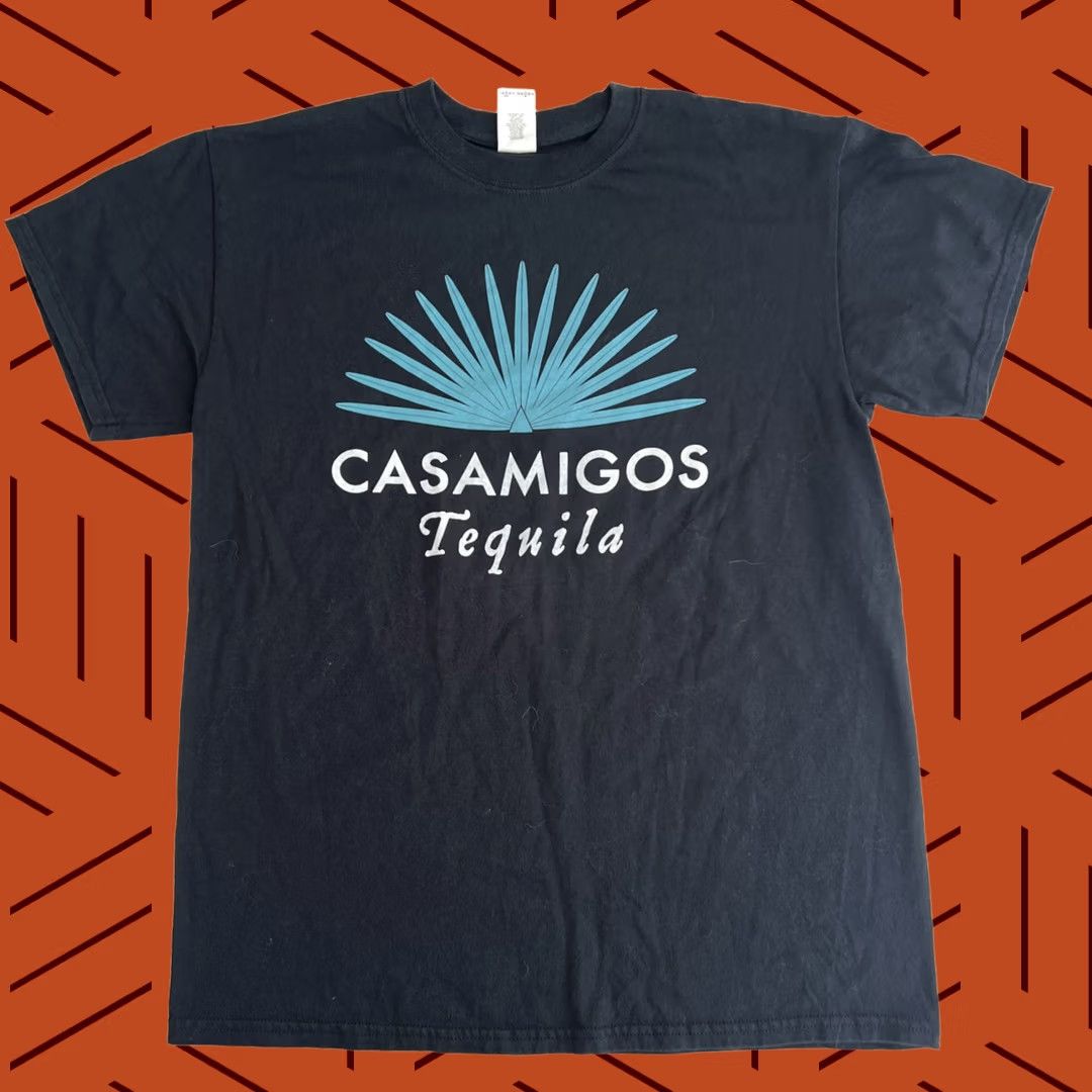 Gildan VINTAGE Casamigos Tequila Logo Shirt Black XL Men Tee Shirt Graphic Print 2000-2009 Lightweight Cotton Gildan Heavy Cotton Tequila Theme Mens Size US XL / EU 56 / 4 - 1 Thumbnail