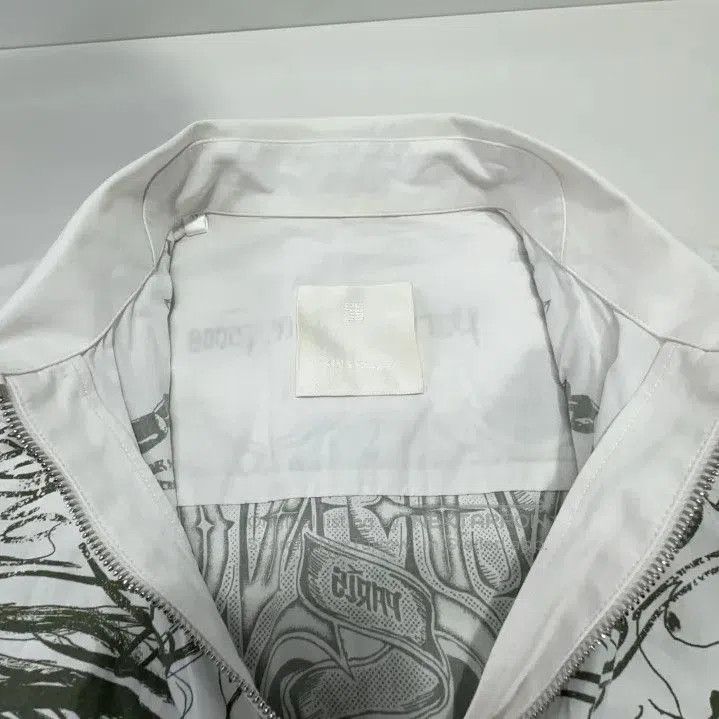 Givenchy Givenchy SS21 Zip Print Short. Size US XXS / EU 40 - 7 Thumbnail