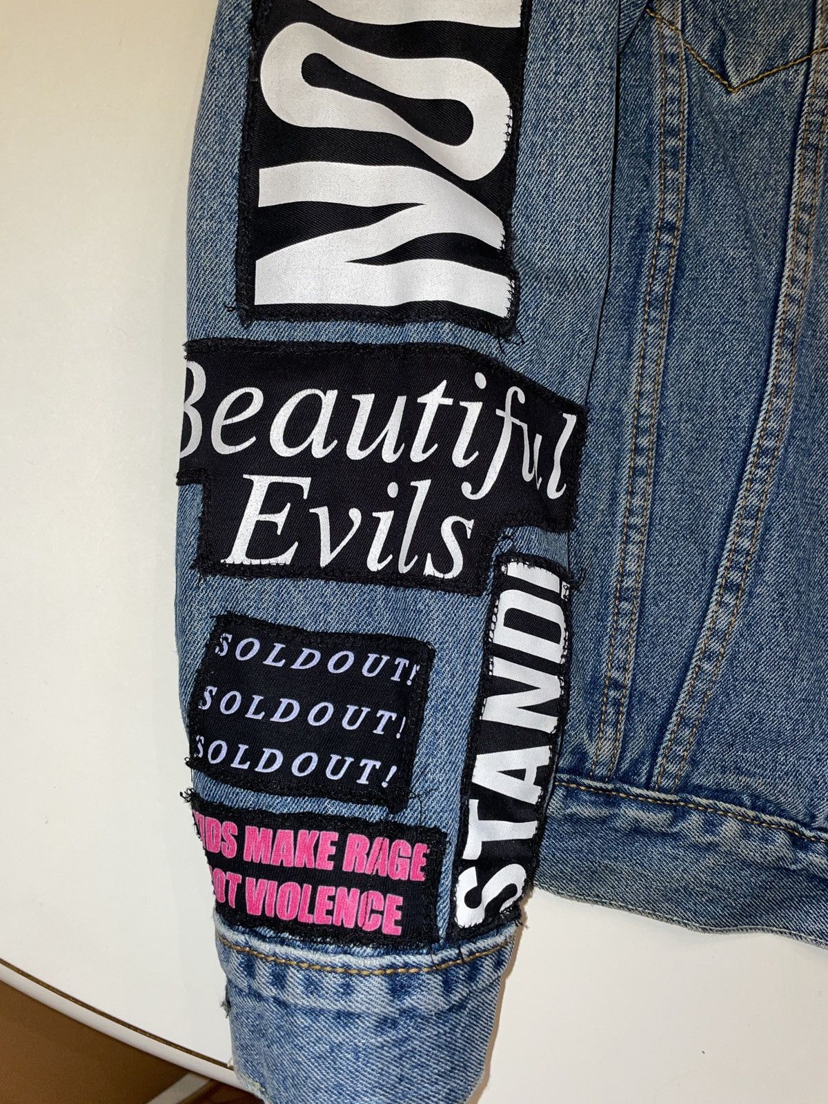 Raised by Champions The Unfuckwittable Raised By Champions x Levi's Denim Jacket Size US L / EU 52-54 / 3 - 13 Thumbnail