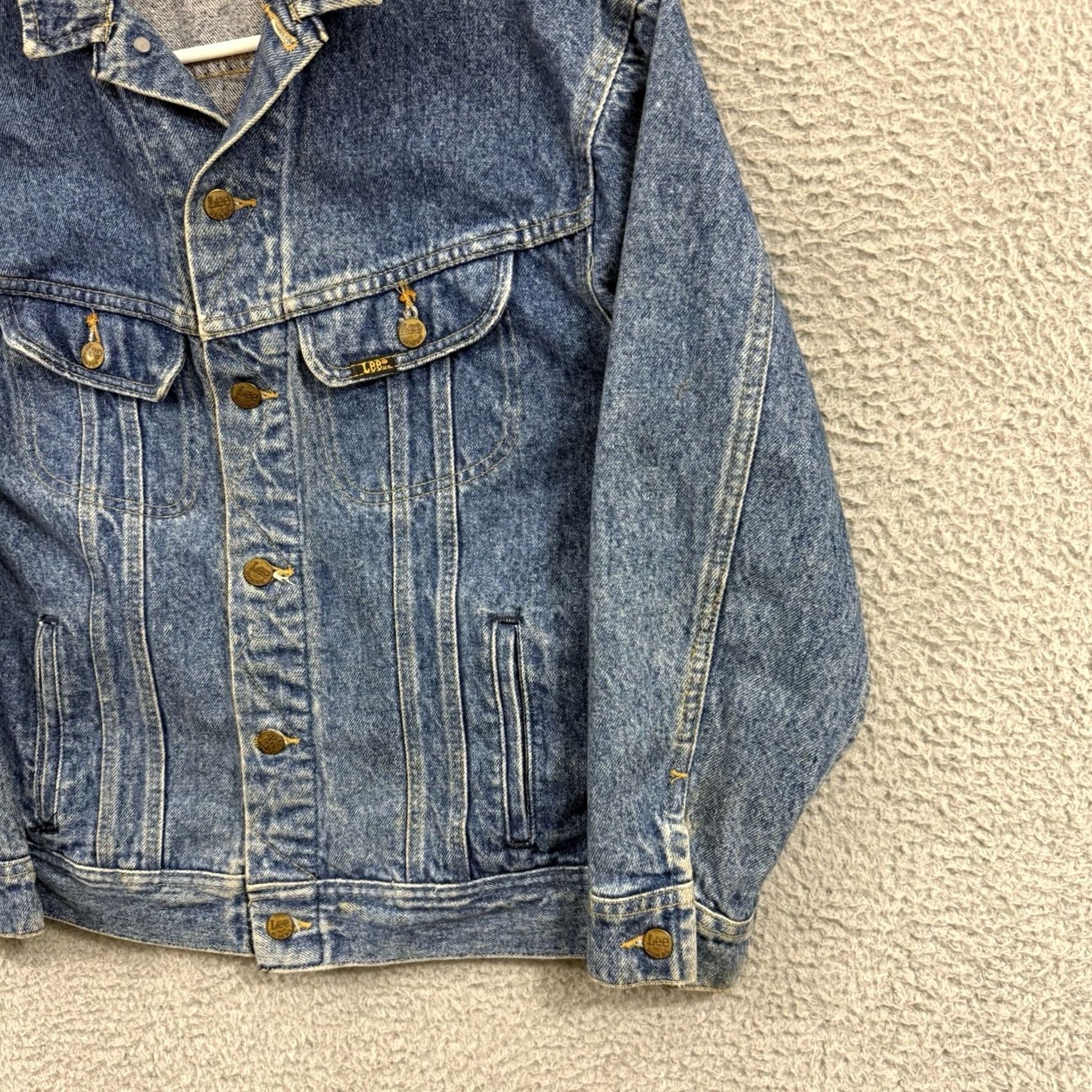 Lee VINTAGE Lee Denim Jacket Women Medium Blue 80s Trucker Distress Jean Western USA Jacket Mens Womens Size 32" / US 10 / IT 46 - 5 Thumbnail