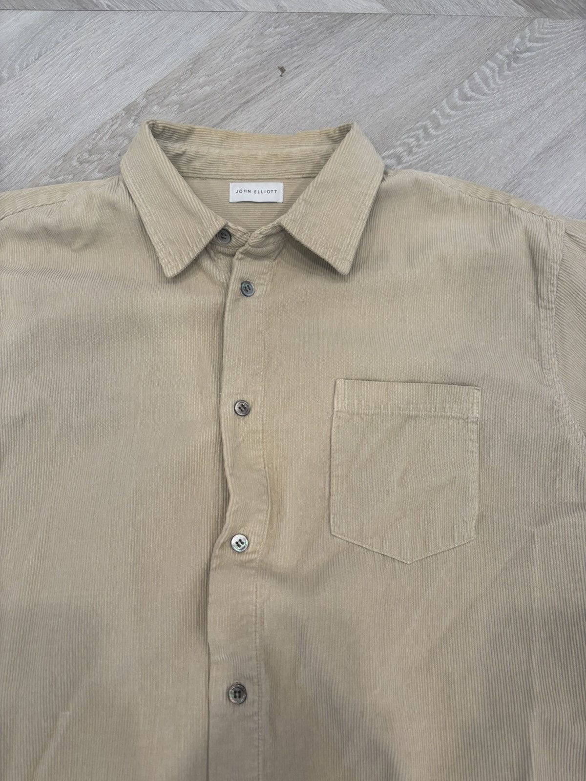 John Elliott John Elliott Corduroy Button Up Shirt Sz XL Beige Size US XL / EU 56 / 4 - 2 Thumbnail