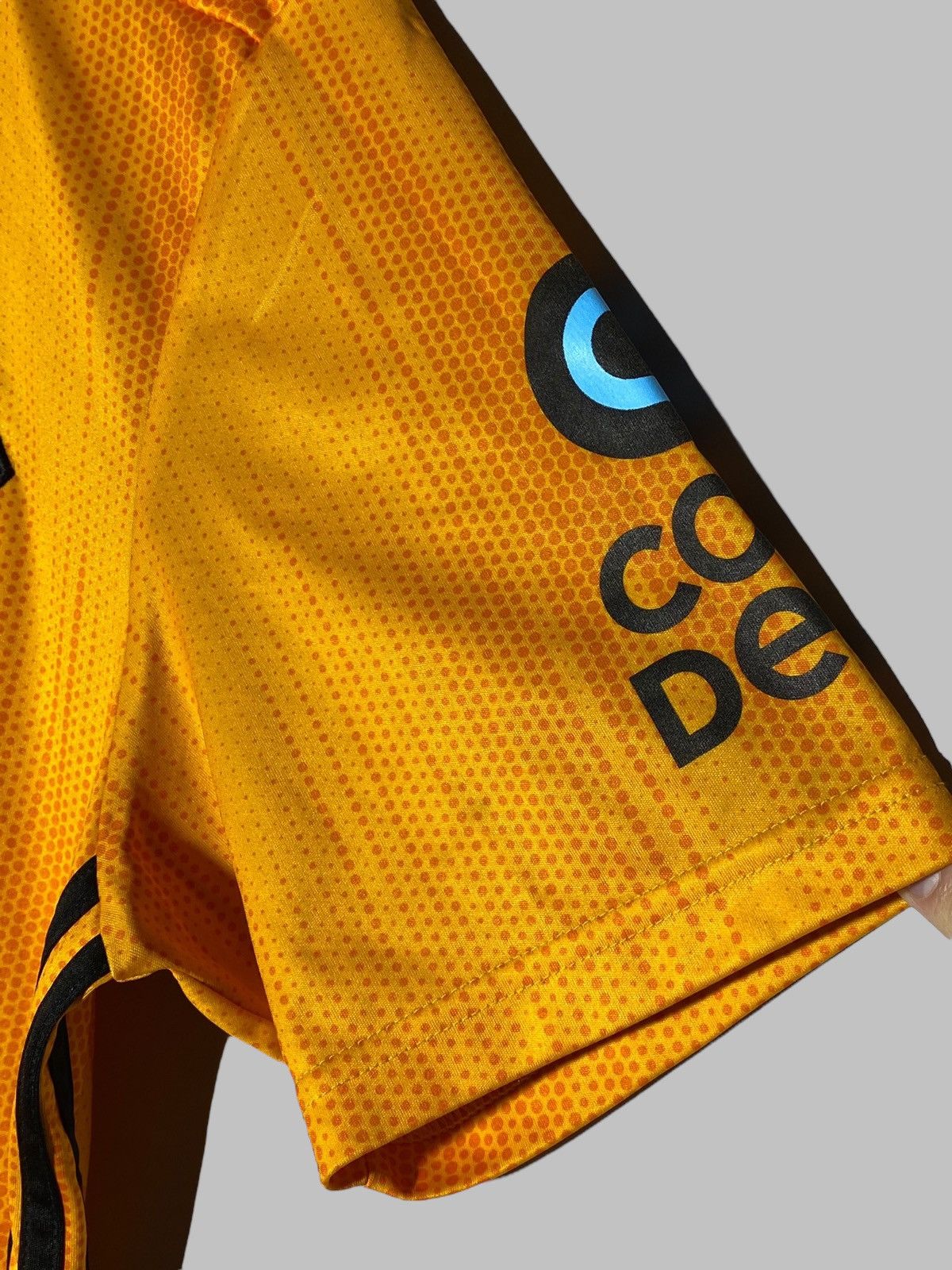 Adidas Adidas FC Wolves Wolverhampton 2019 Home Football Shirt Size US M / EU 48-50 / 2 - 13 Thumbnail