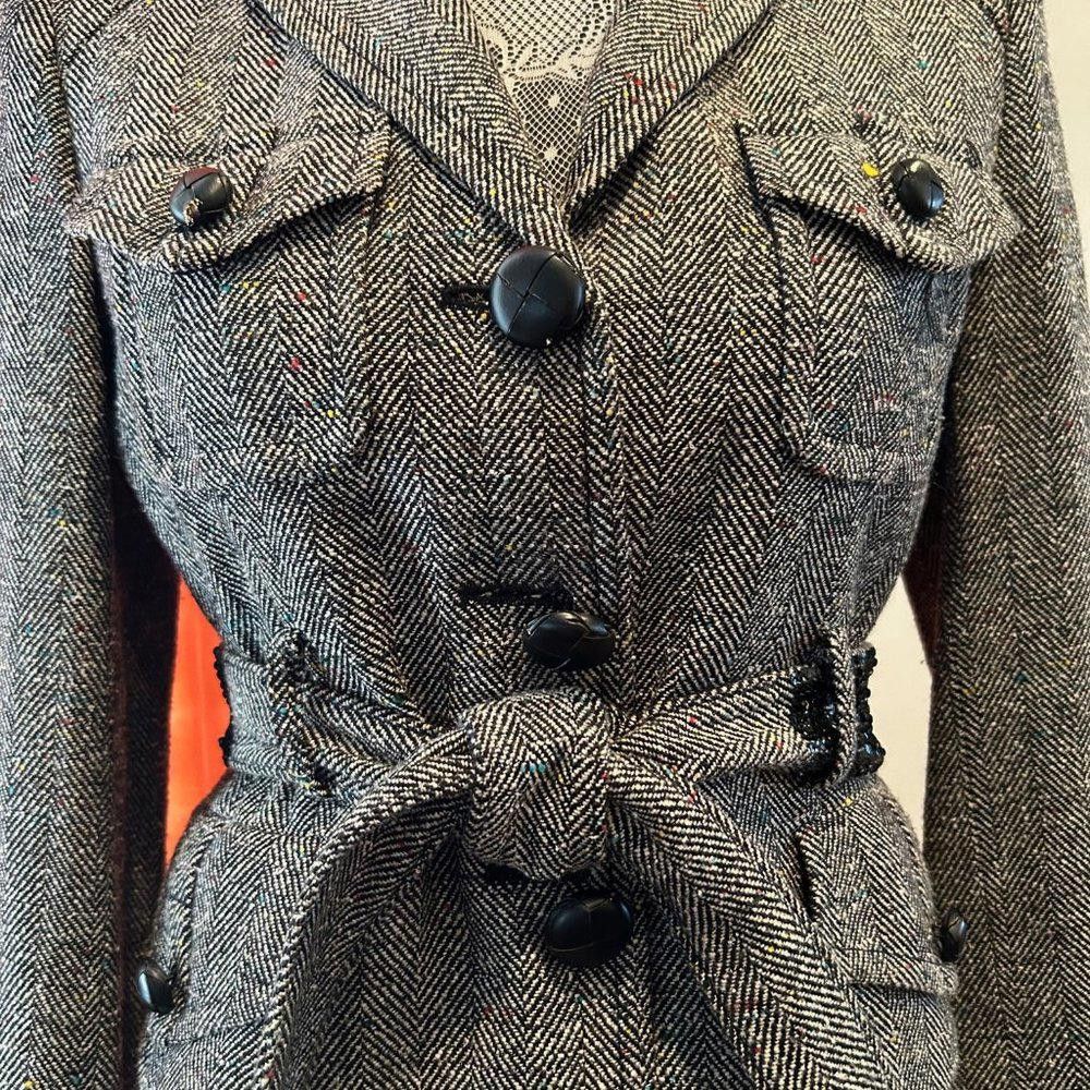 Bcbgmaxazria BCBG MaxAzria Cropped Jacket with Sequined Belt Size S / US 4 / IT 40 - 2 Thumbnail