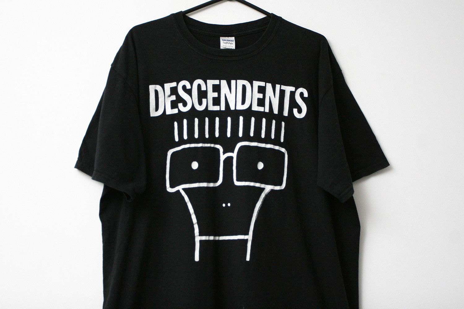 Band Tees Descendents Licensed Merch Vintage T Shirt Punk Rock NOFX XL Size US XL / EU 56 / 4 - 2 Thumbnail