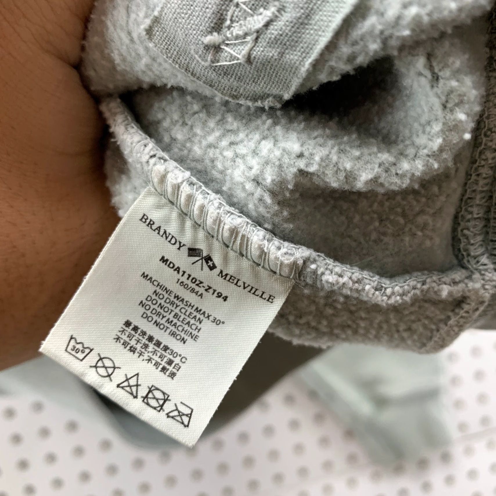 Brandy Melville Brand Melville Hoodie Sweatshirt Womens One Size Zip Hooded Fleece Size ONE SIZE - 5 Thumbnail