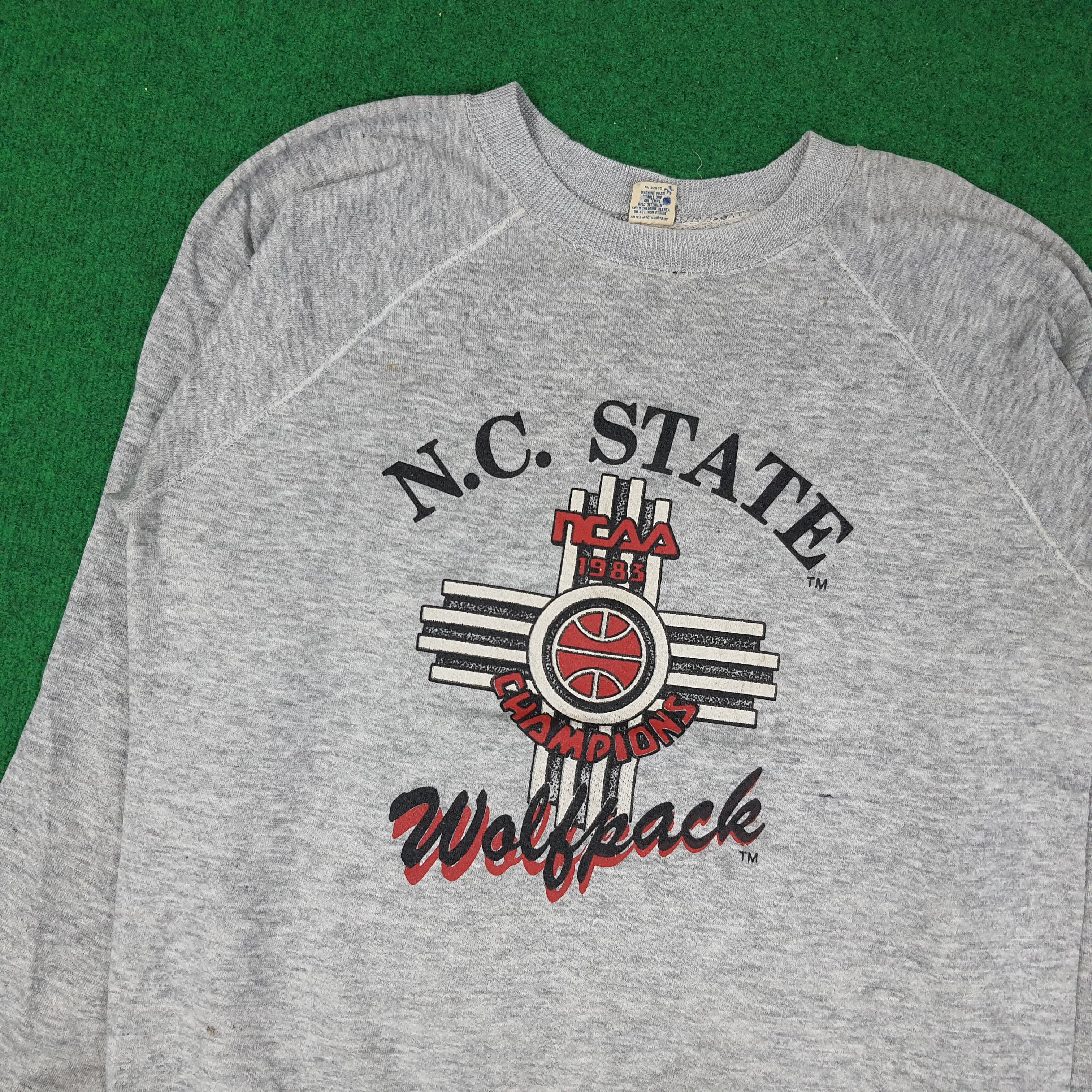 NBA Vintage NCAA Wolfpack Basketball Team Sweatshirt C251N7 Size US M / EU 48-50 / 2 - 2 Thumbnail