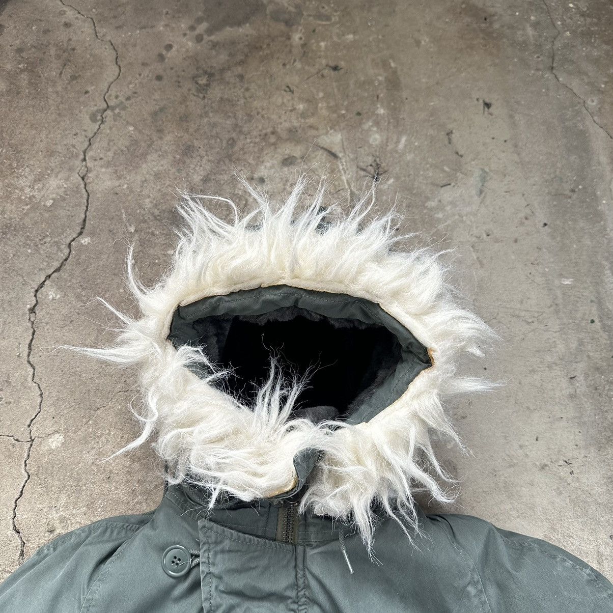 Vintage Vintage Military Parka N-3B Sherpa Hood Flight Jacket USAF Size US S / EU 44-46 / 1 - 3 Thumbnail