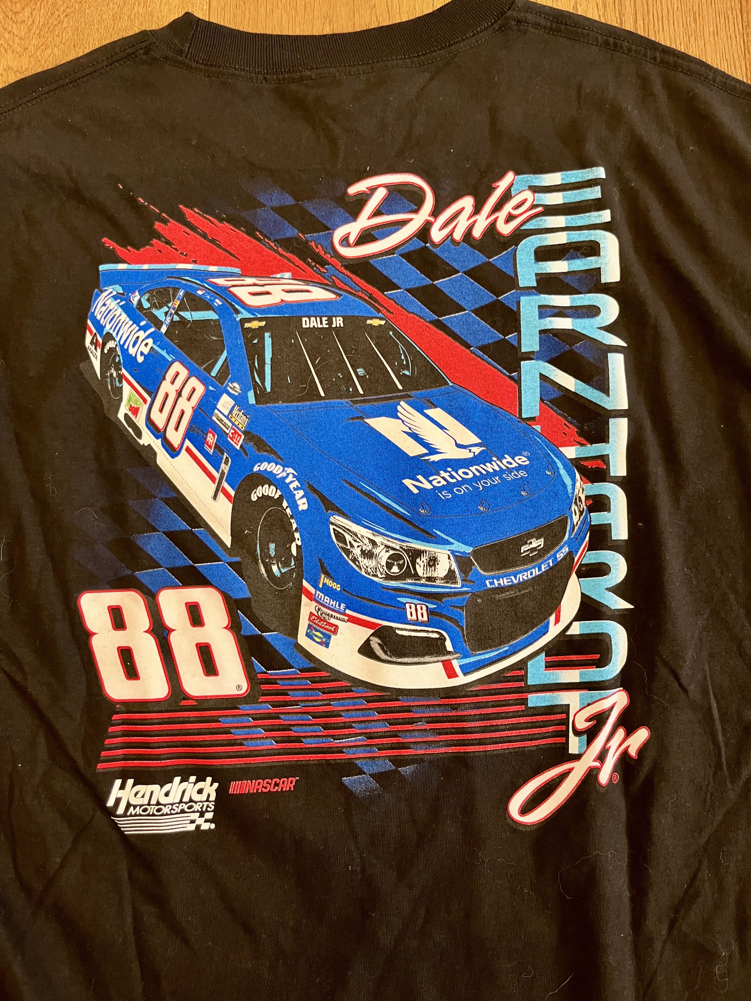 Vintage NWT Dale Earnhardt Sr & Jr NASCAR T-Shirt Bundle Size US XL / EU 56 / 4 - 13 Thumbnail