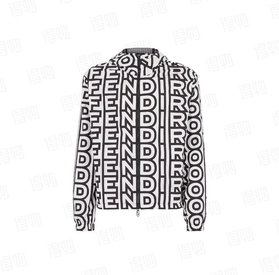 Fendi fendi roma logo hooded jacket for men Size US M / EU 48-50 / 2 - 6 Thumbnail