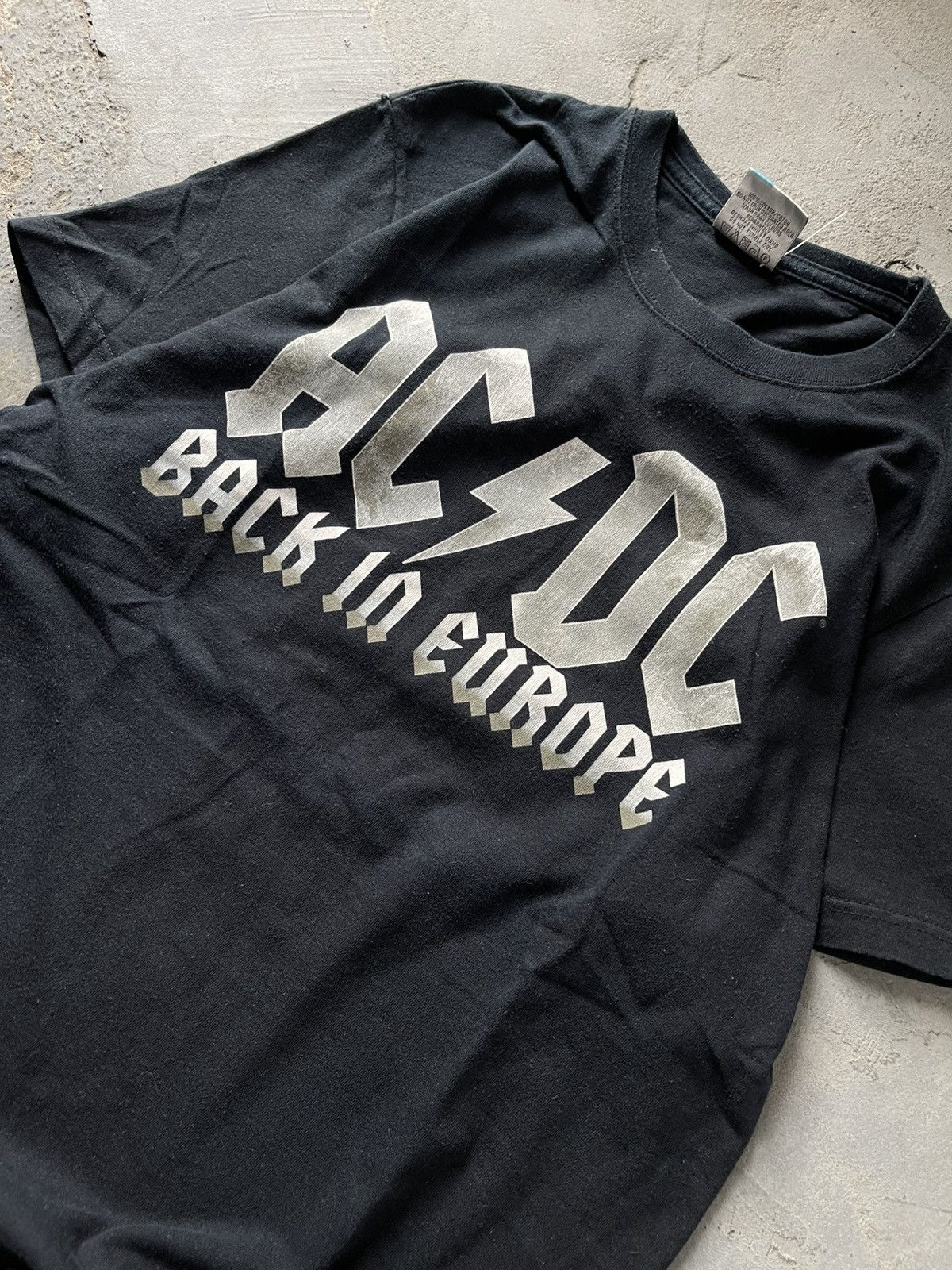AC/DC AC DC vintage merch shirt Back in Europe tour 2010 BLACK ICE Size US L / EU 52-54 / 3 - 2 Thumbnail
