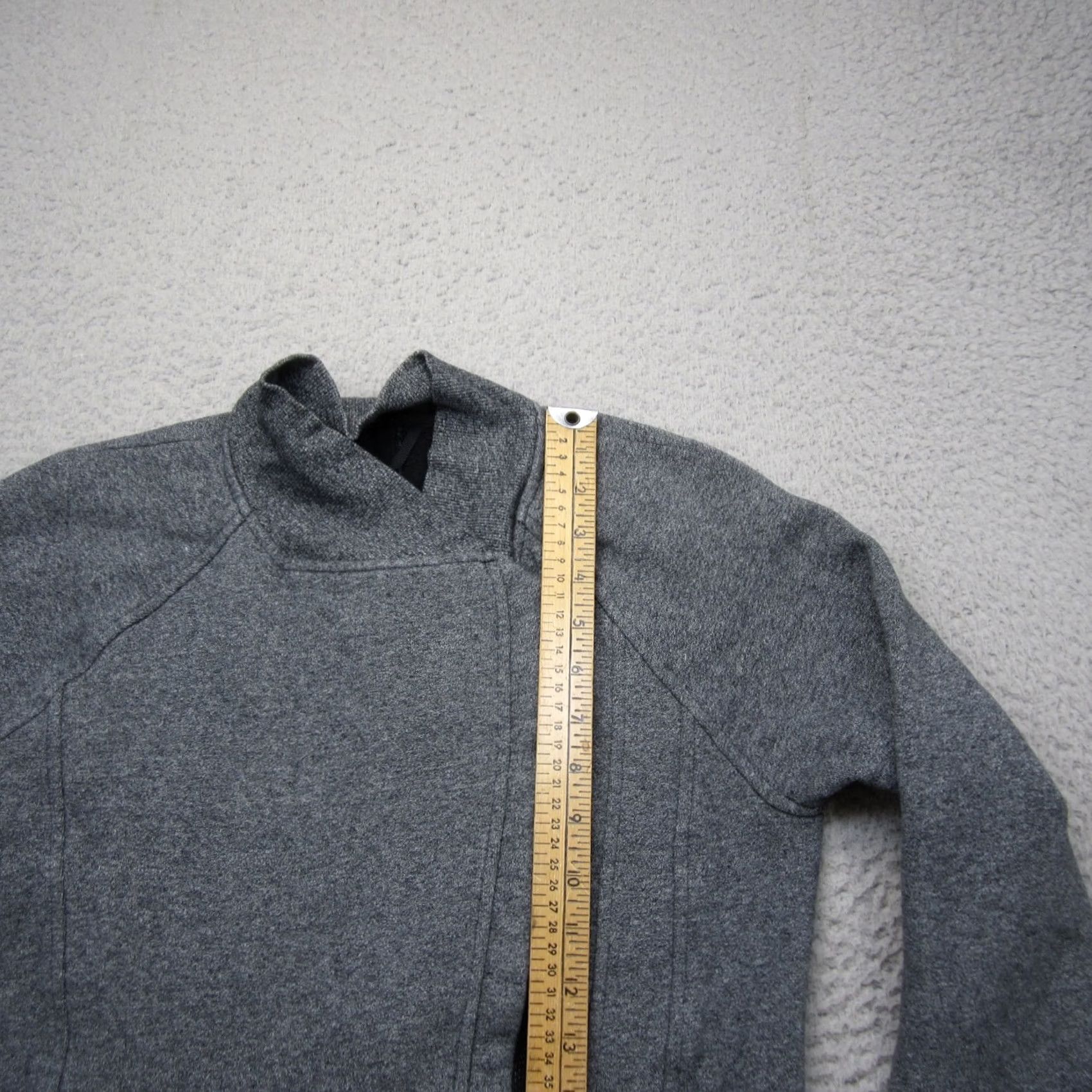 Lululemon Lululemon Back To It Wrap Jacket Womens 2 Gray Fleece Outdoors Travel Full Zip Jacket Size XS / US 0-2 / IT 36-38 - 6 Thumbnail